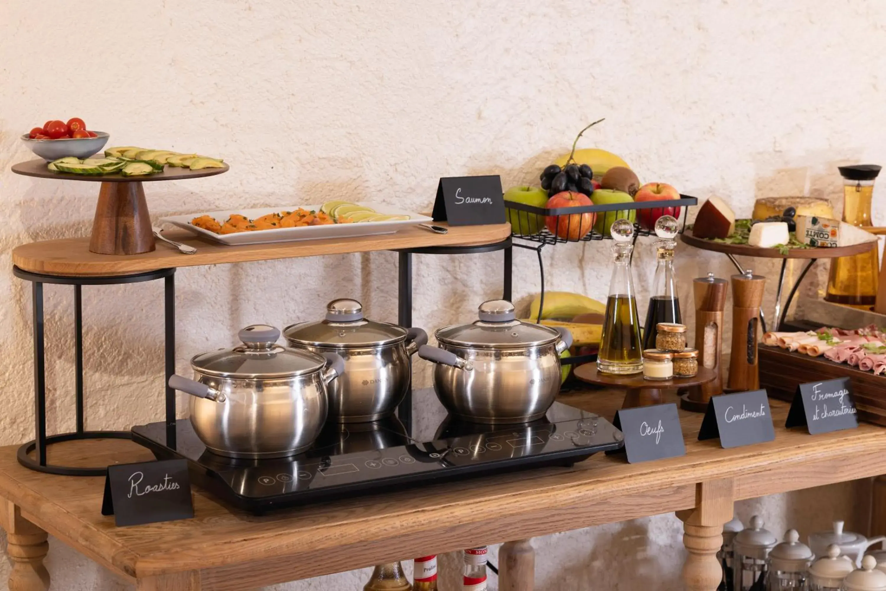 Food and drinks in Le Relais Madeleine Food and drinks in Le Relais Madeleine