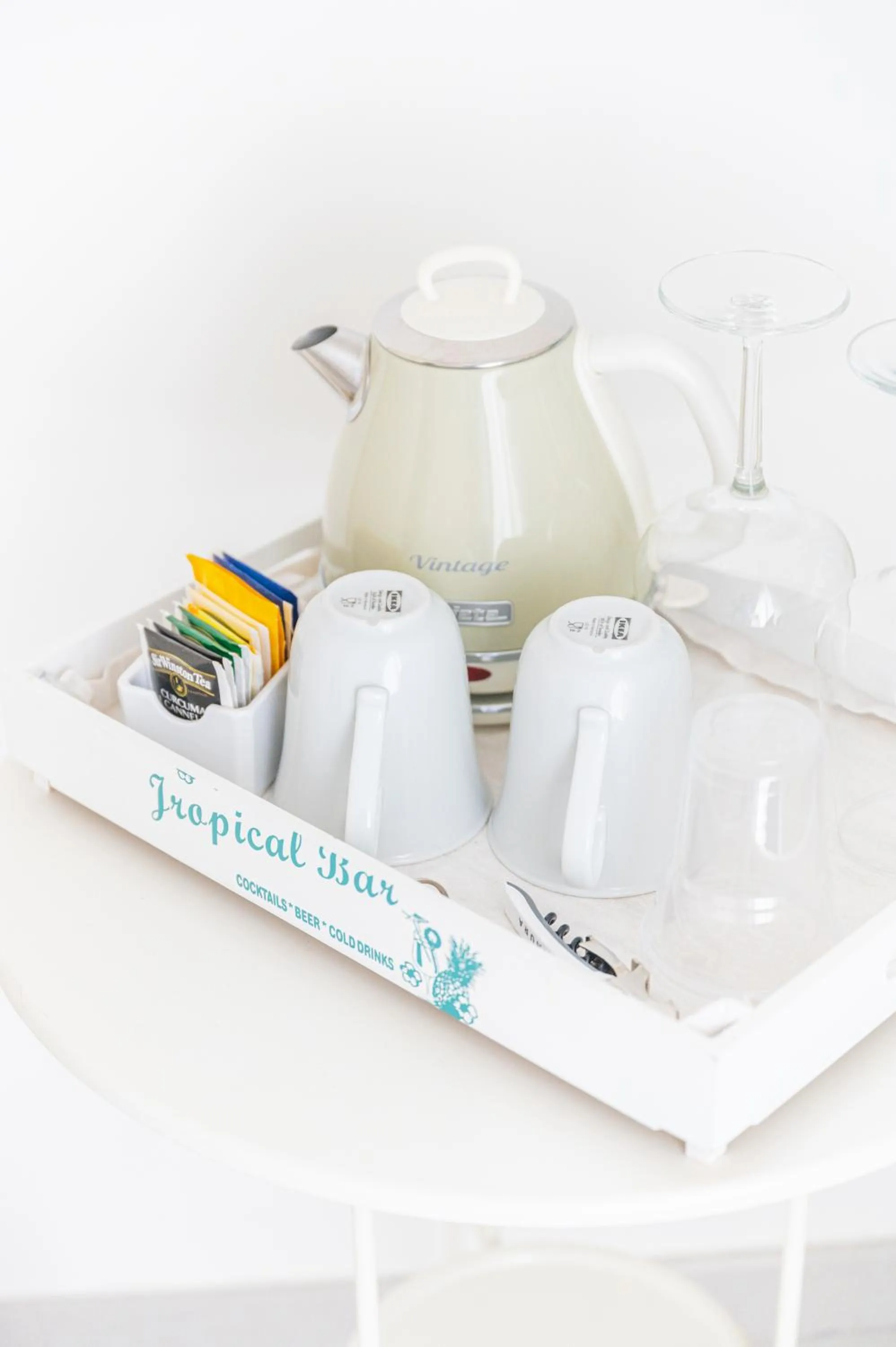 Coffee/tea facilities in BellaVista