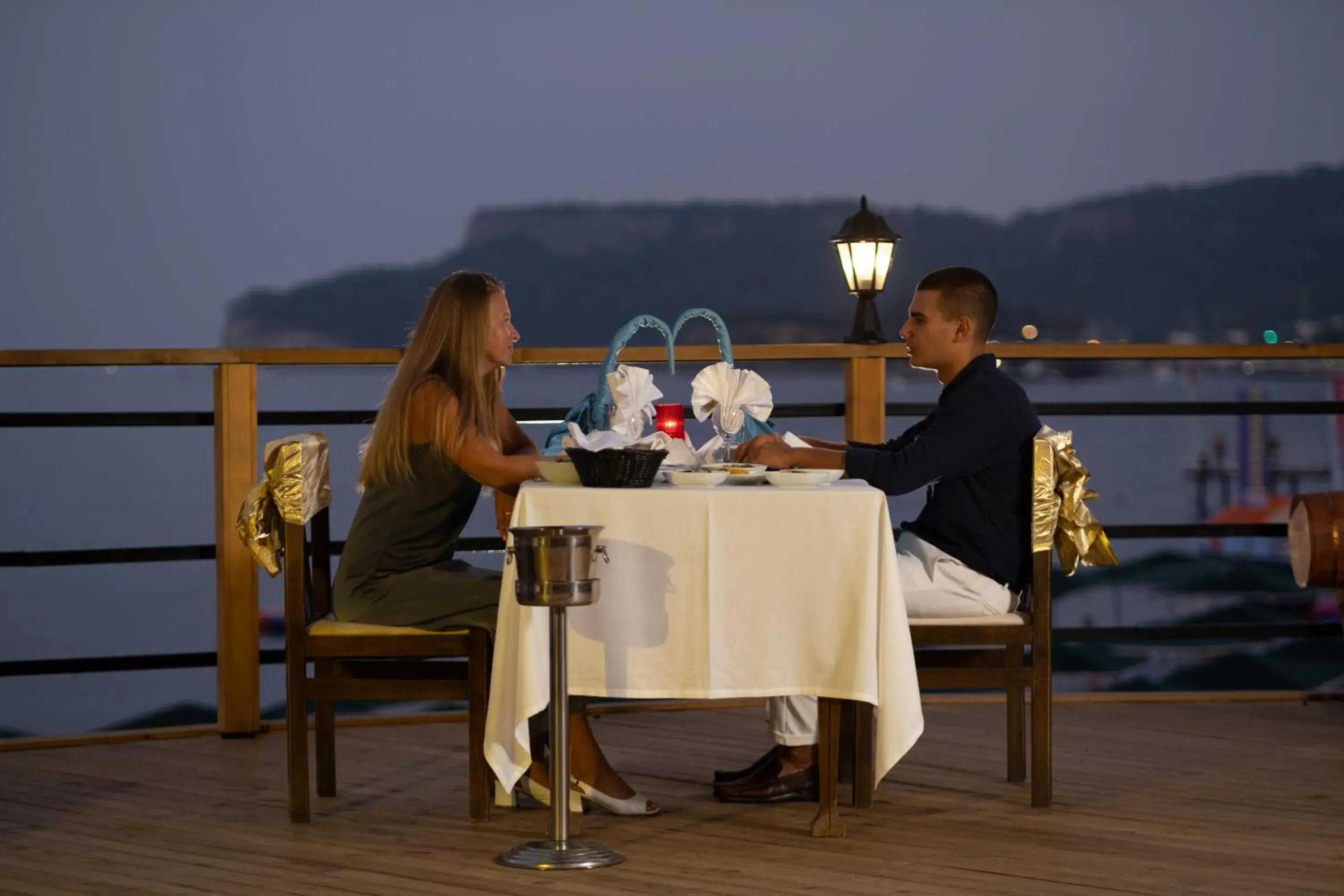 Restaurant/places to eat in Rox Resort Hotel Restaurant/places to eat in Rox Resort Hotel