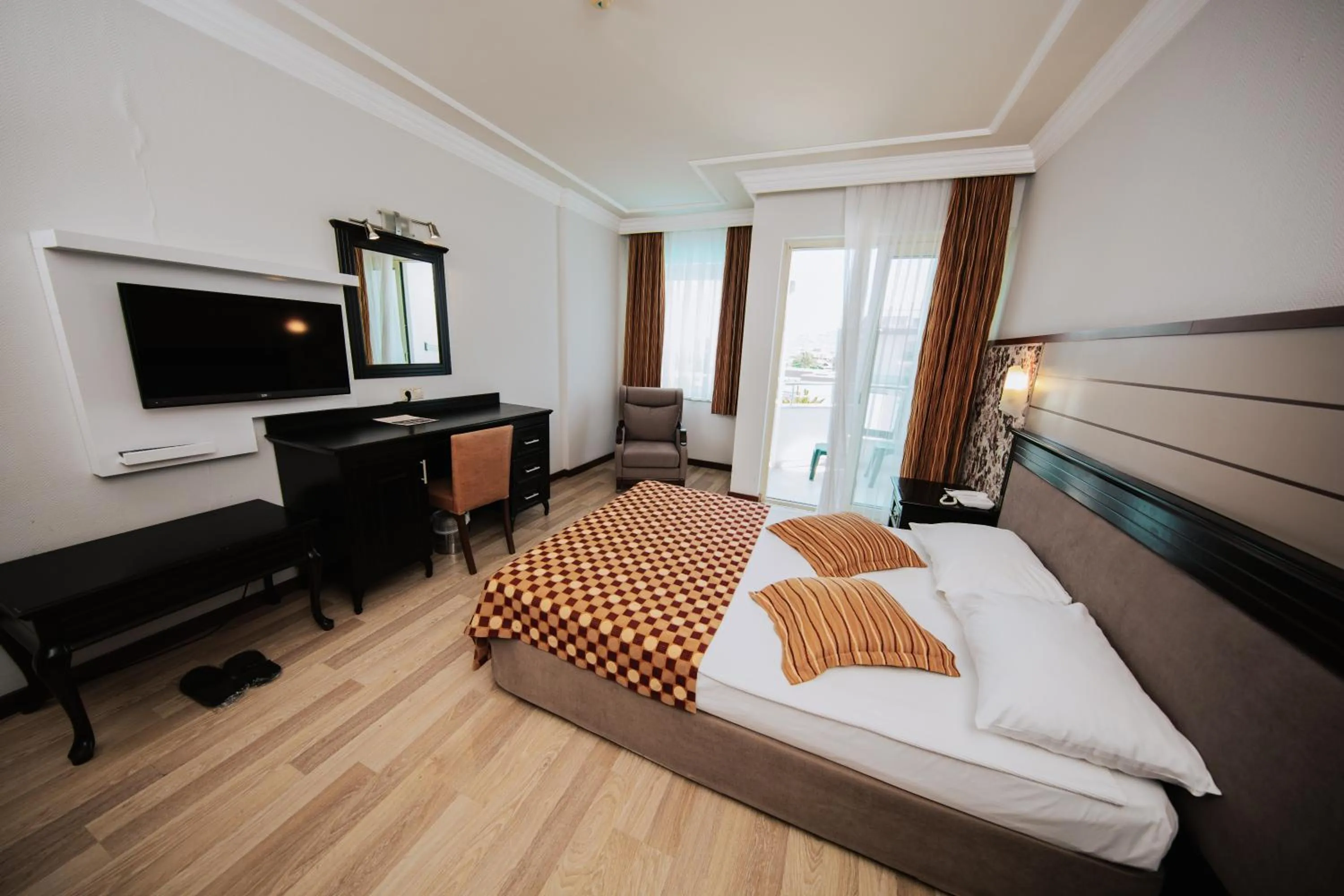 Bed in Rox Resort Hotel