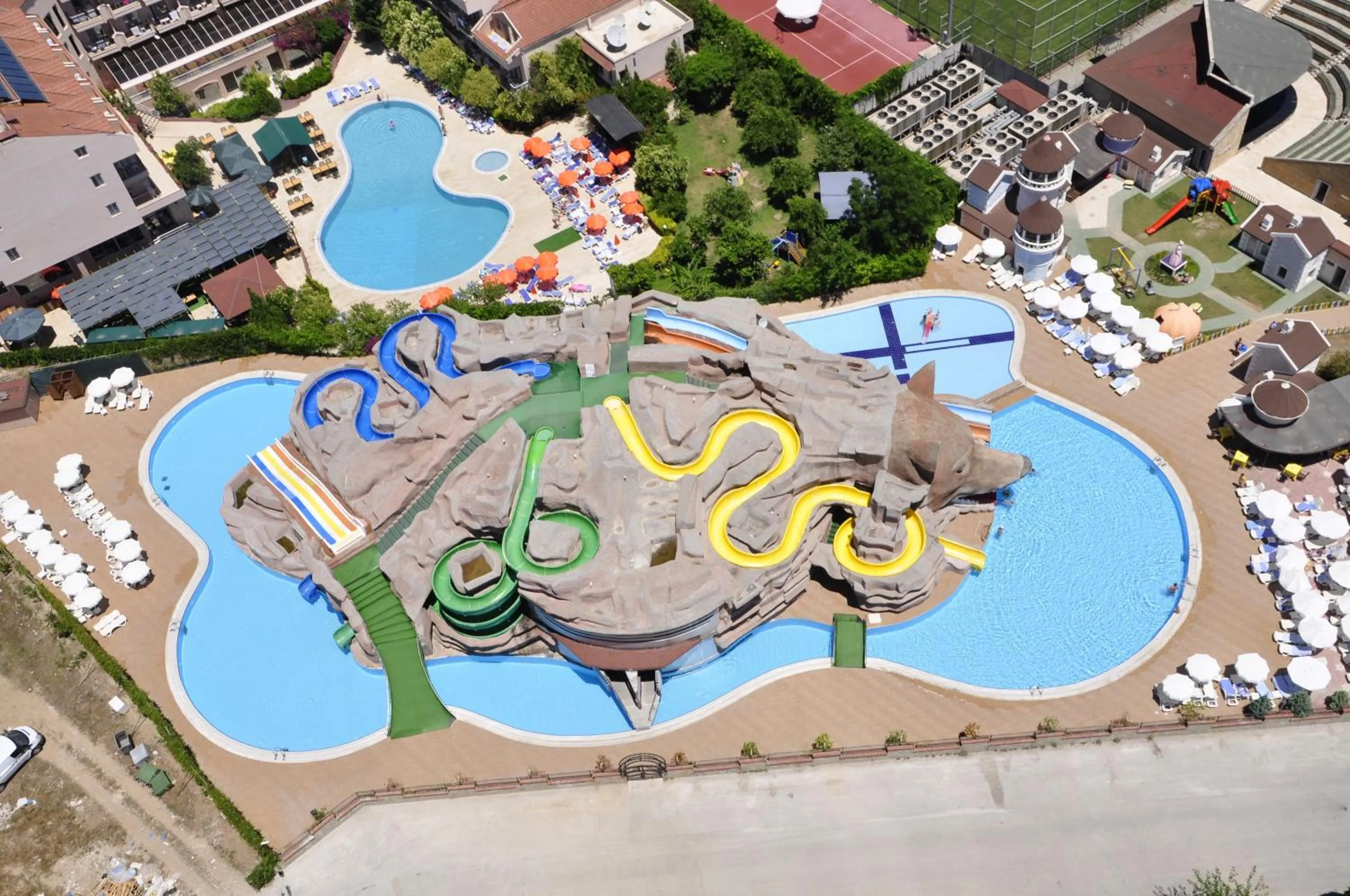 Day in Rox Resort Hotel