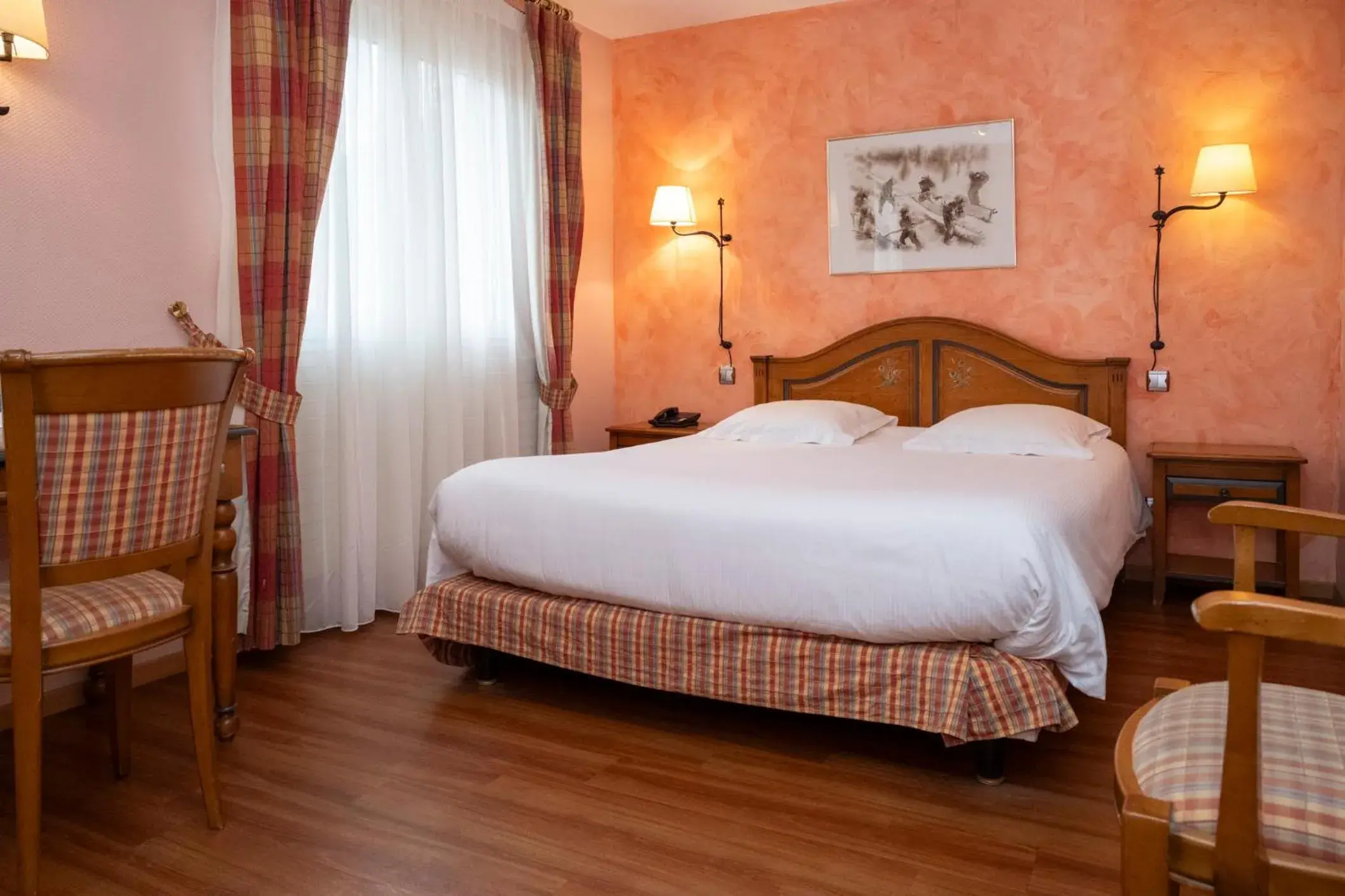 Bedroom, Bed in Logis Hotel Restaurant Le Faudé Bedroom, Bed in Logis Hotel Restaurant Le Faudé