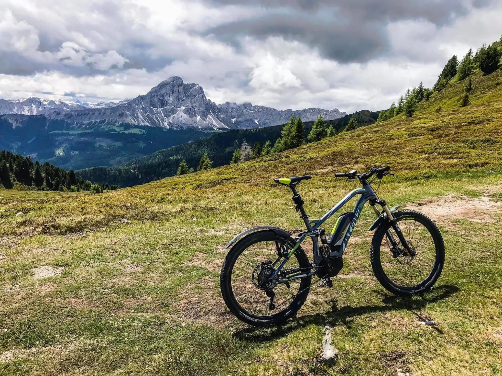 Cycling in Pension Panorama