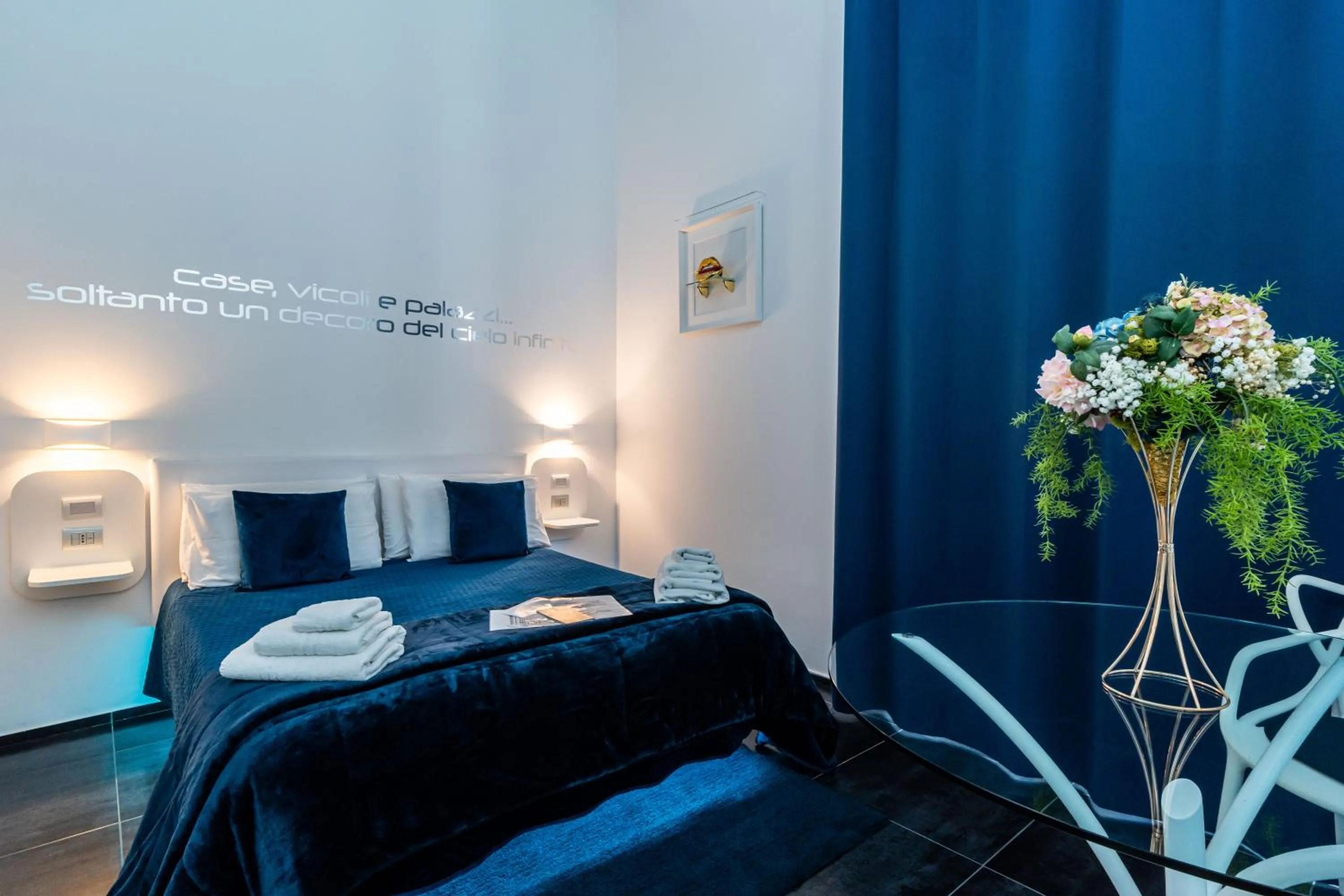 Bed in Skyhouse Chiaia