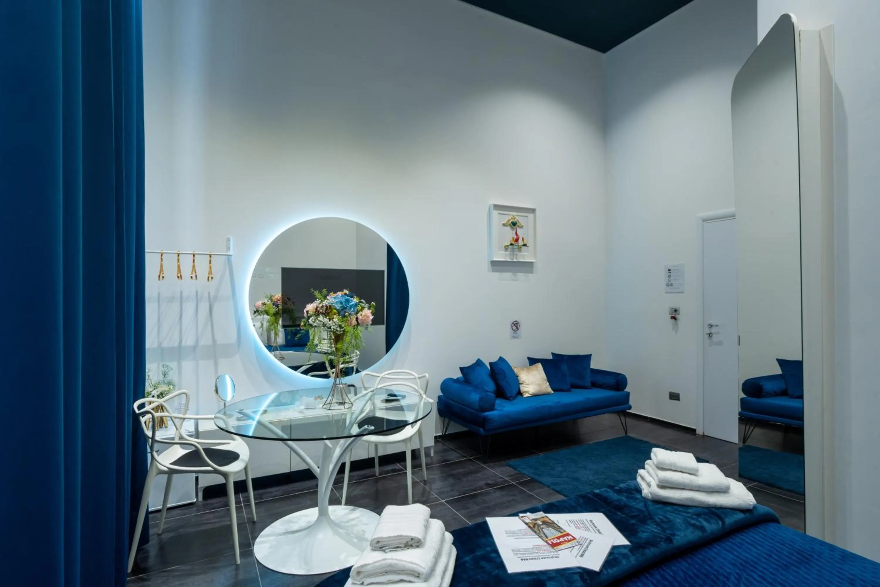 Bed in Skyhouse Chiaia