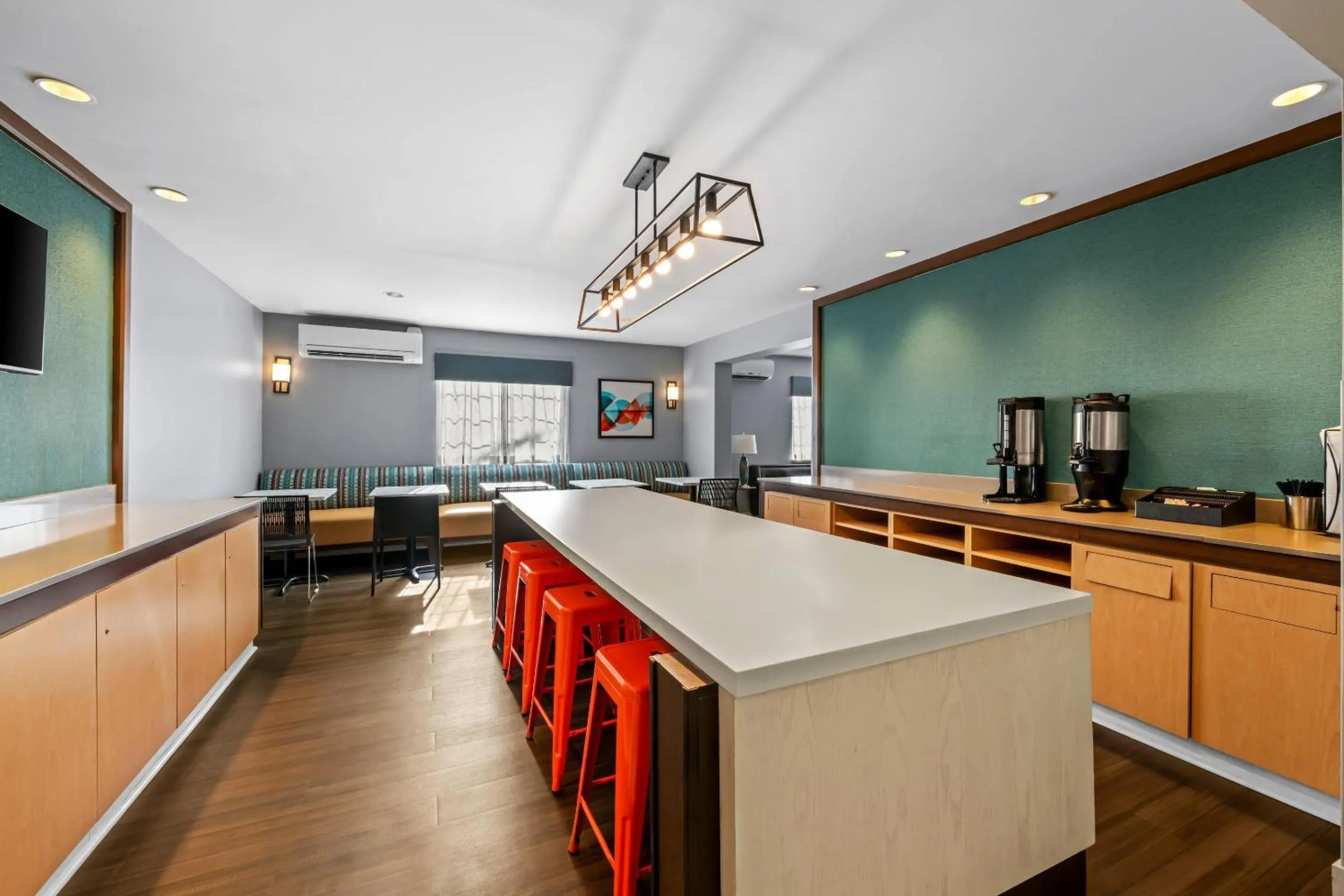 Breakfast in MainStay Suites Greensboro