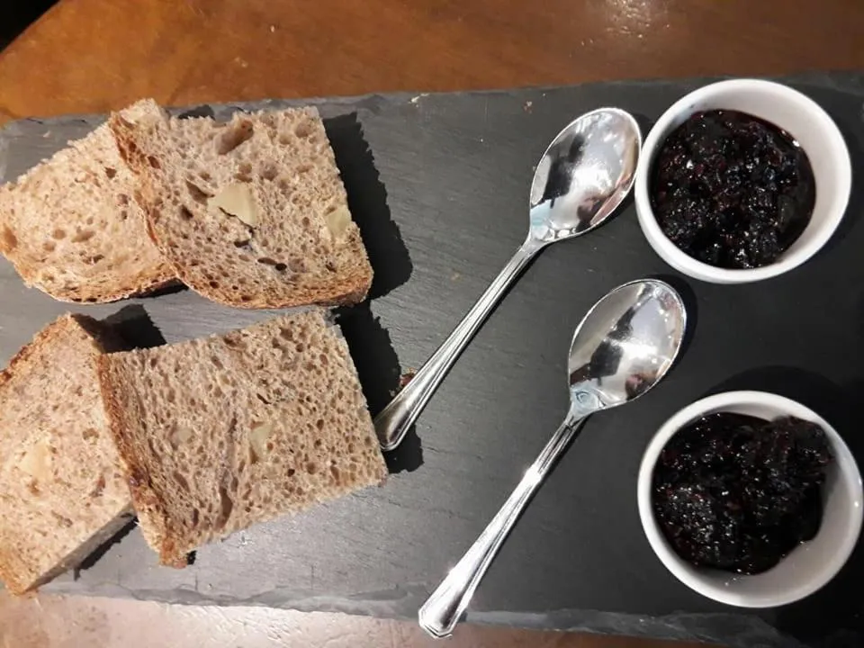 Food and drinks in Agriturismo Alveare sul lago