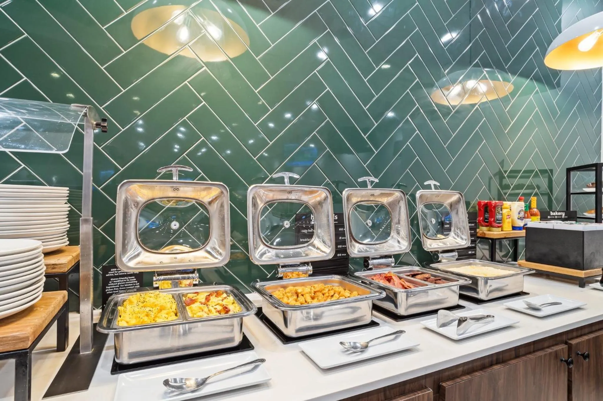 Breakfast in Holiday Inn Baton Rouge College Drive I-10 by IHG