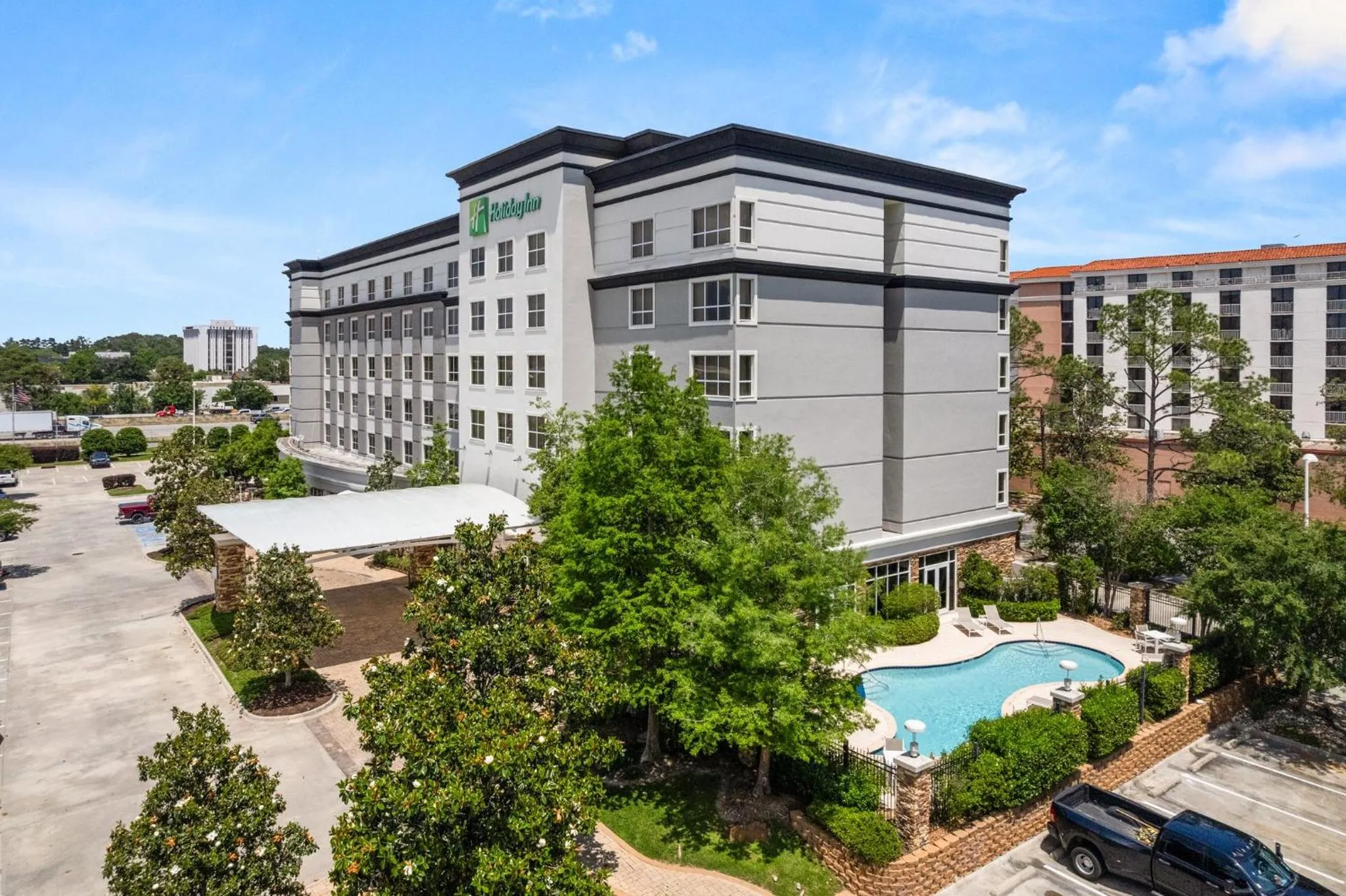 Property building in Holiday Inn Baton Rouge College Drive I-10 by IHG