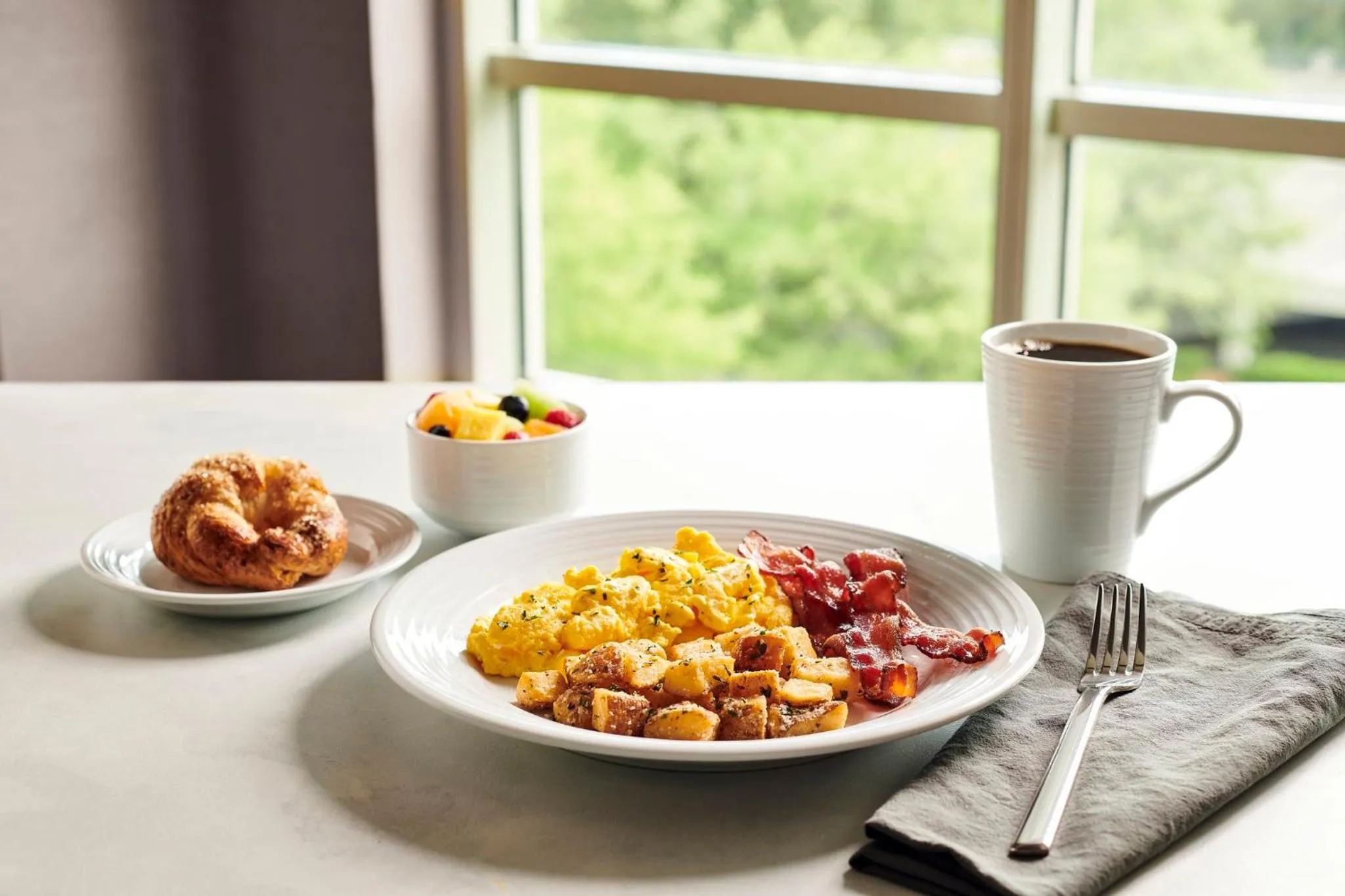 Restaurant/places to eat in Holiday Inn Baton Rouge College Drive I-10 by IHG