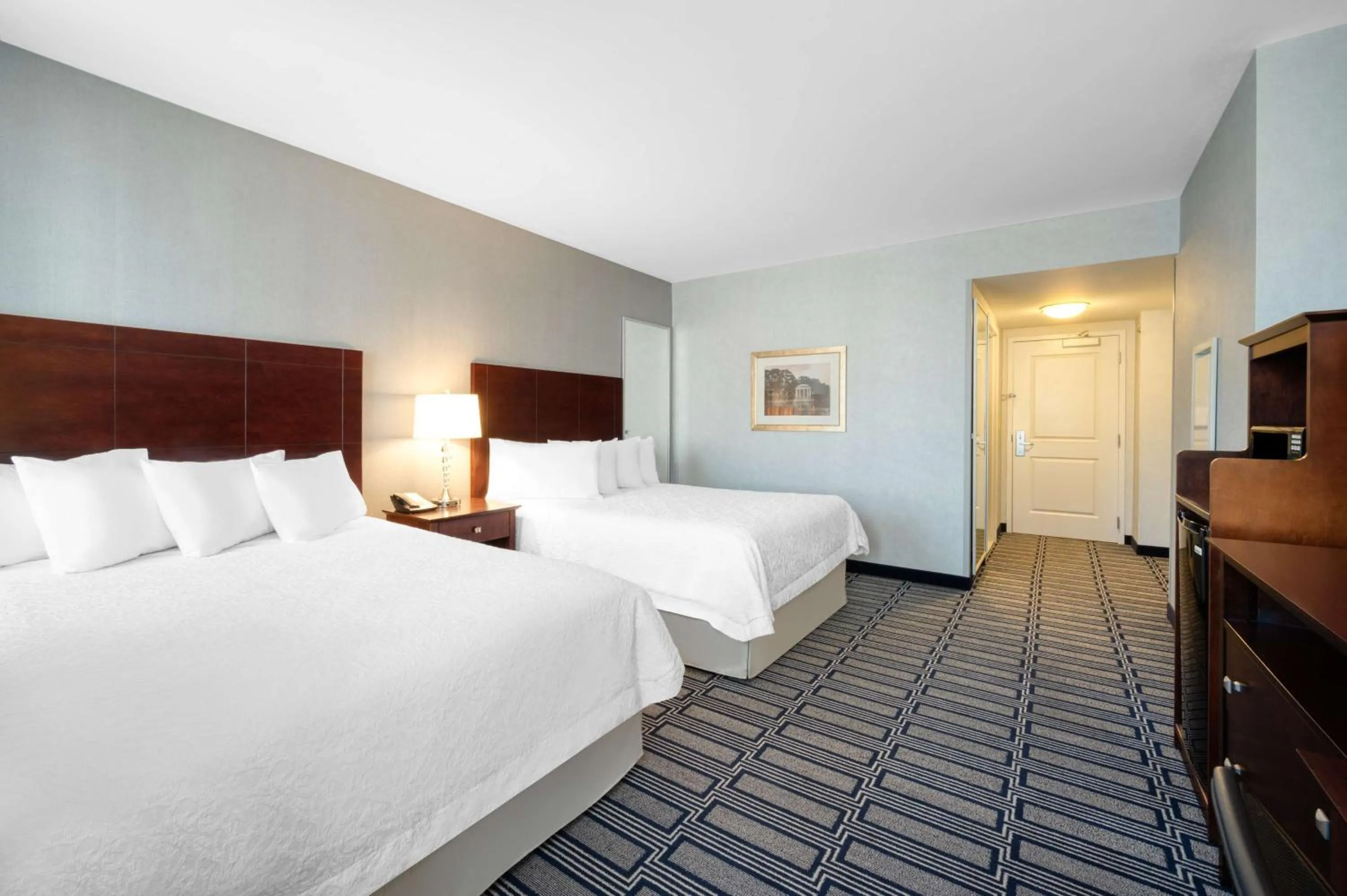 Bed in Hampton Inn & Suites Providence Downtown