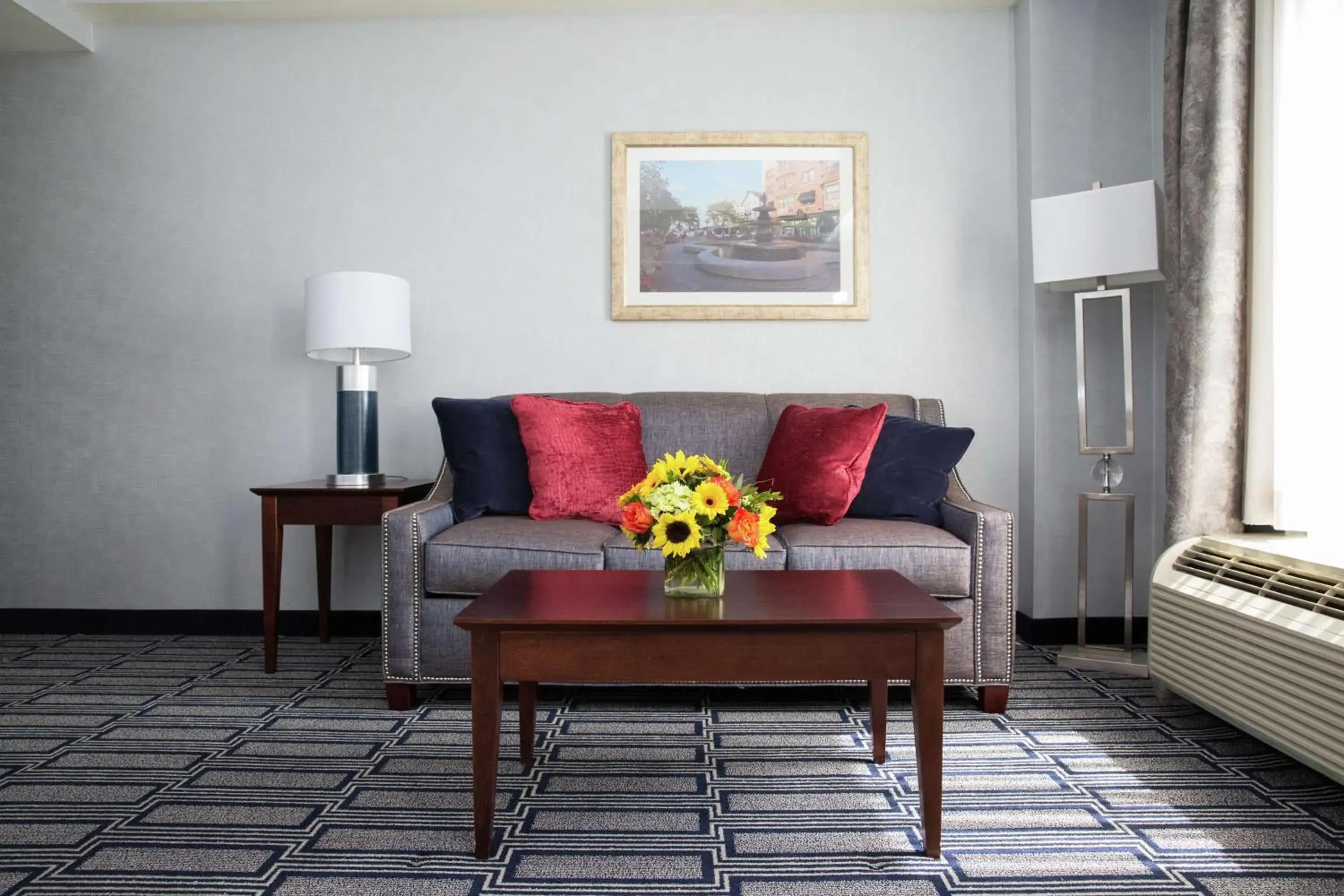 Living room in Hampton Inn & Suites Providence Downtown Living room in Hampton Inn & Suites Providence Downtown