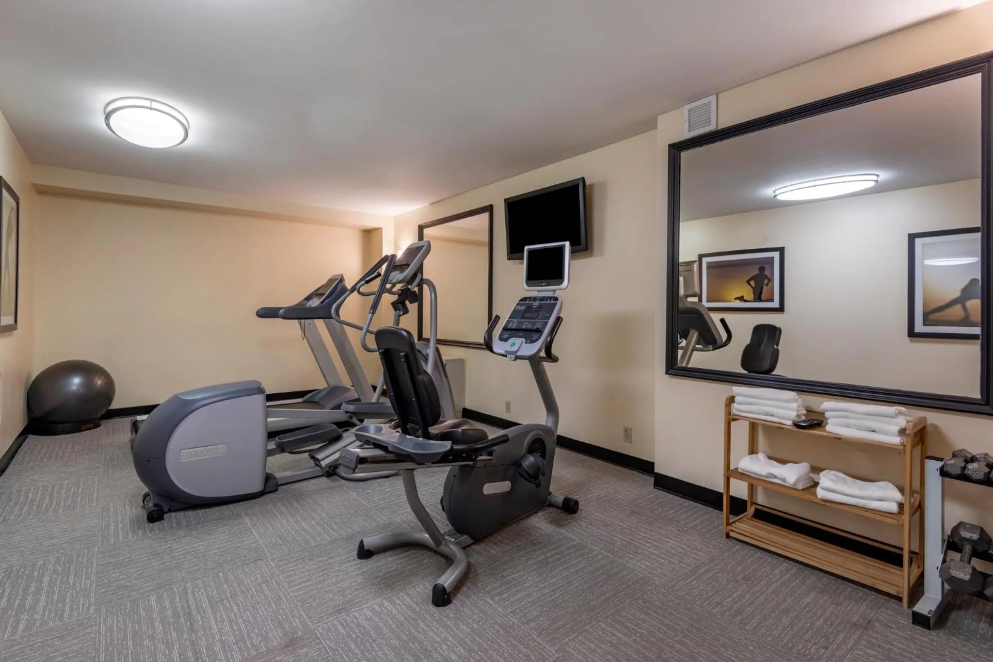 Fitness centre/facilities in Holiday Inn Bangor by IHG