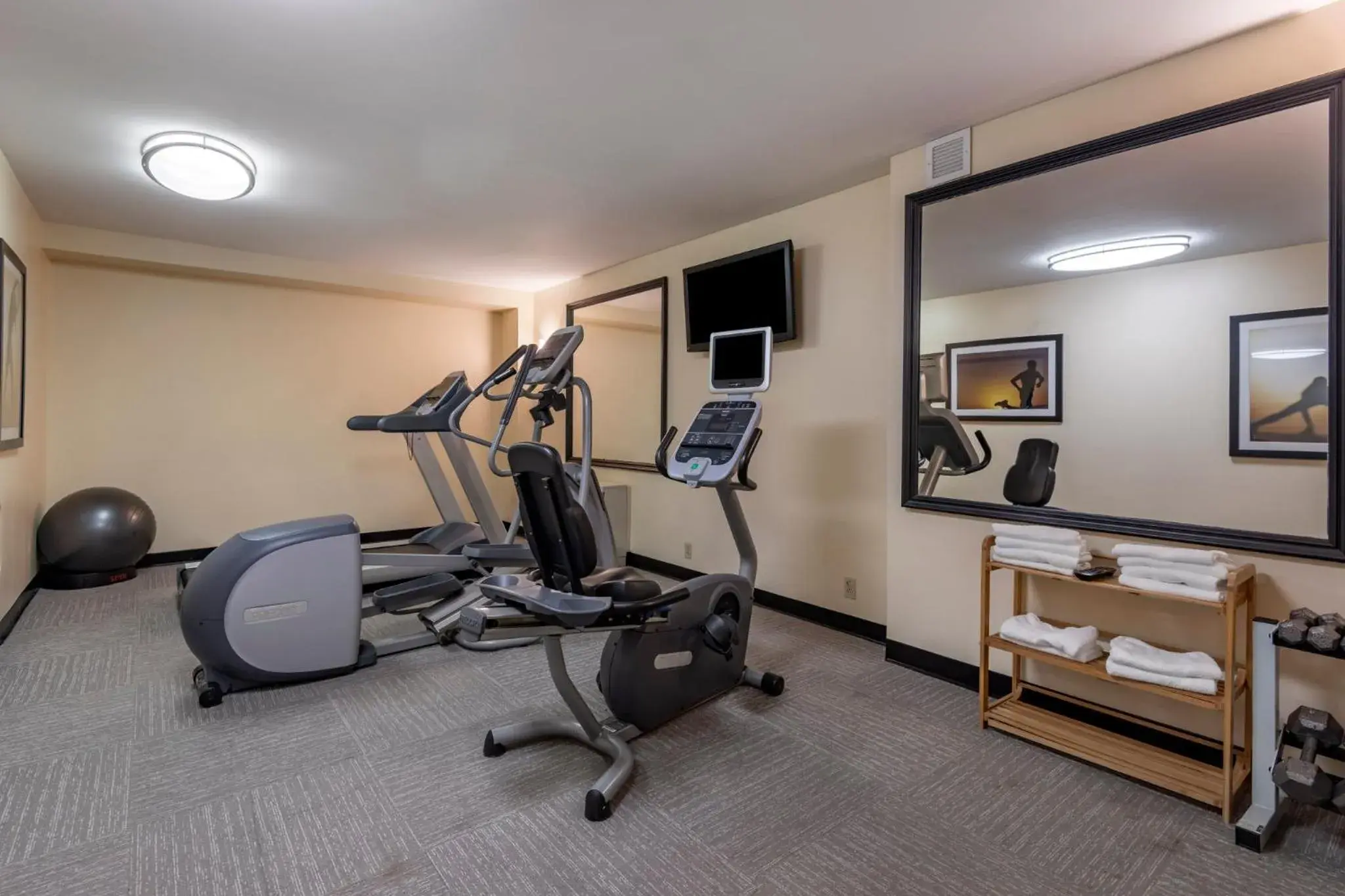 Fitness centre/facilities in Holiday Inn Bangor by IHG Fitness centre/facilities in Holiday Inn Bangor by IHG