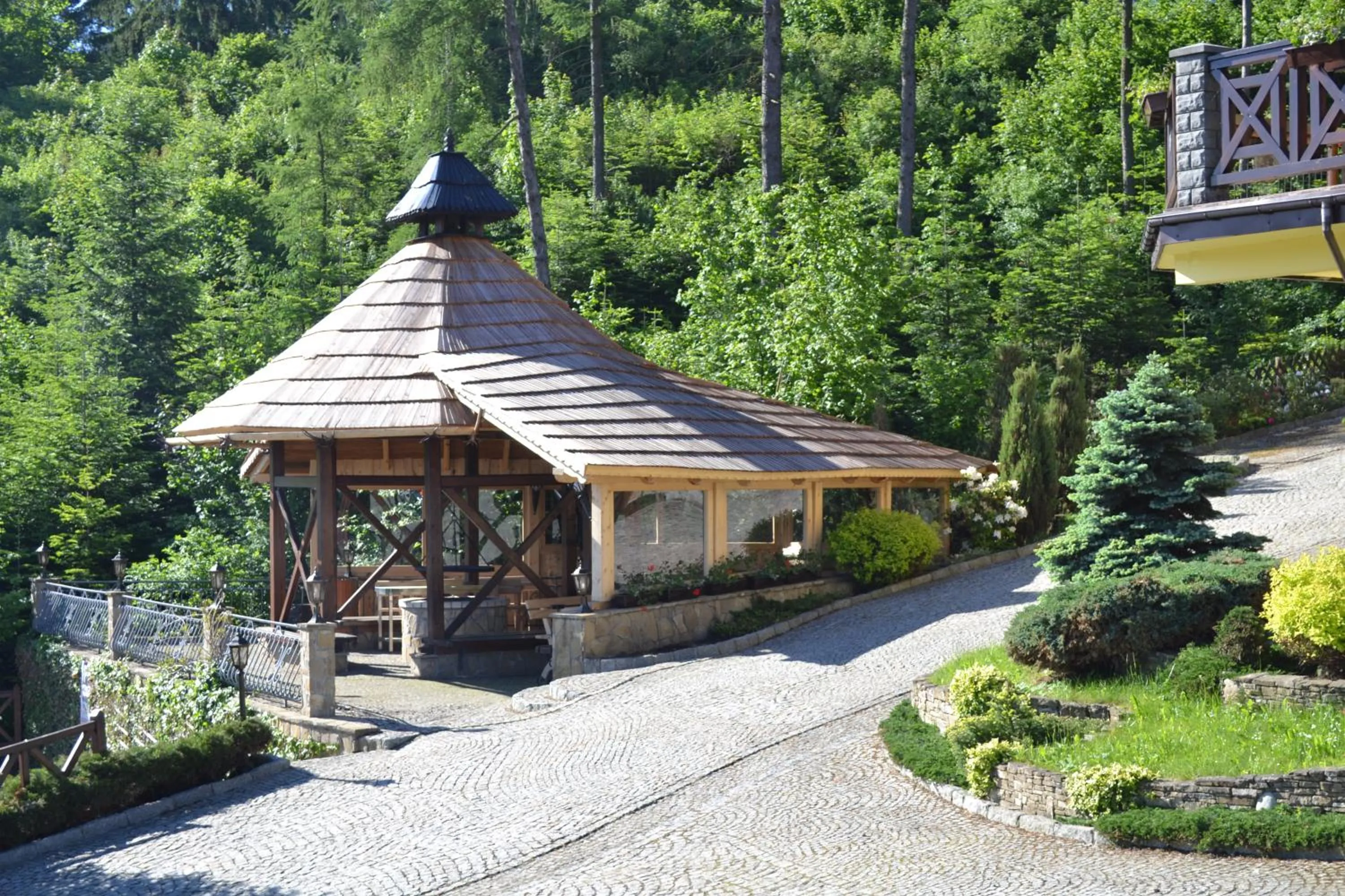 BBQ facilities in Hotel LOKIS