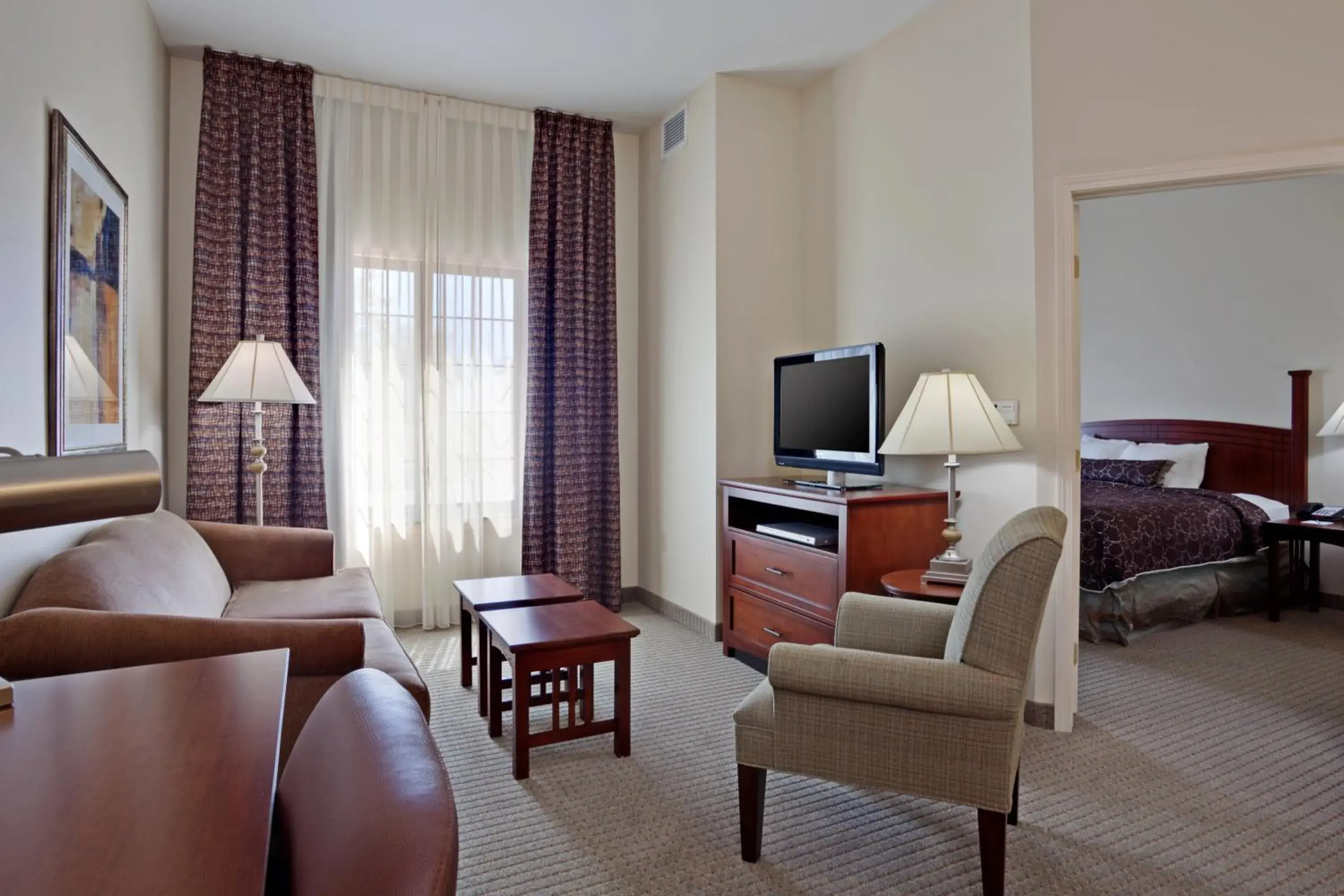 Bedroom in Staybridge Suites Palmdale by IHG Bedroom in Staybridge Suites Palmdale by IHG