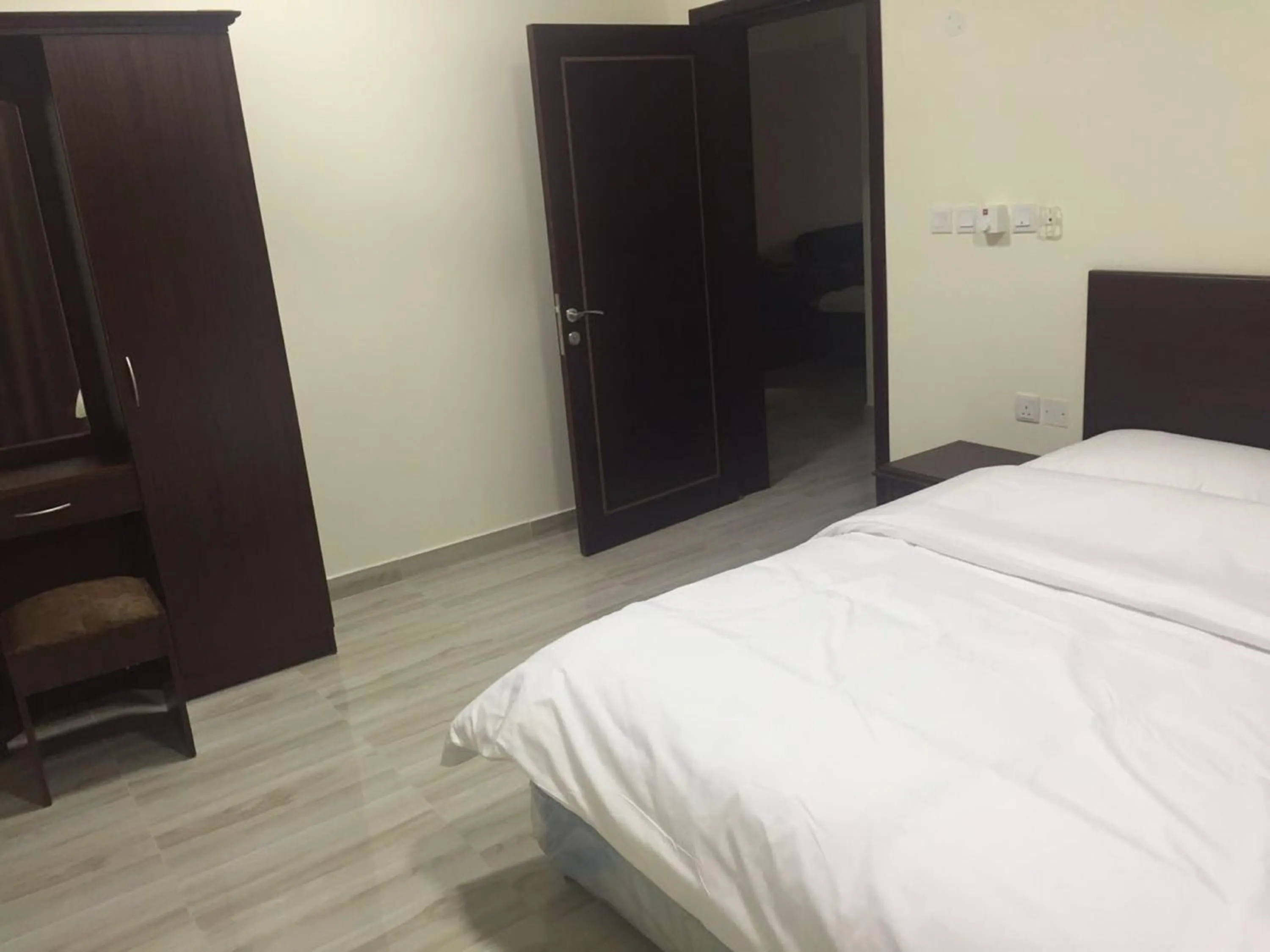 Bed in Al Noor Saadah Furnished Apartments