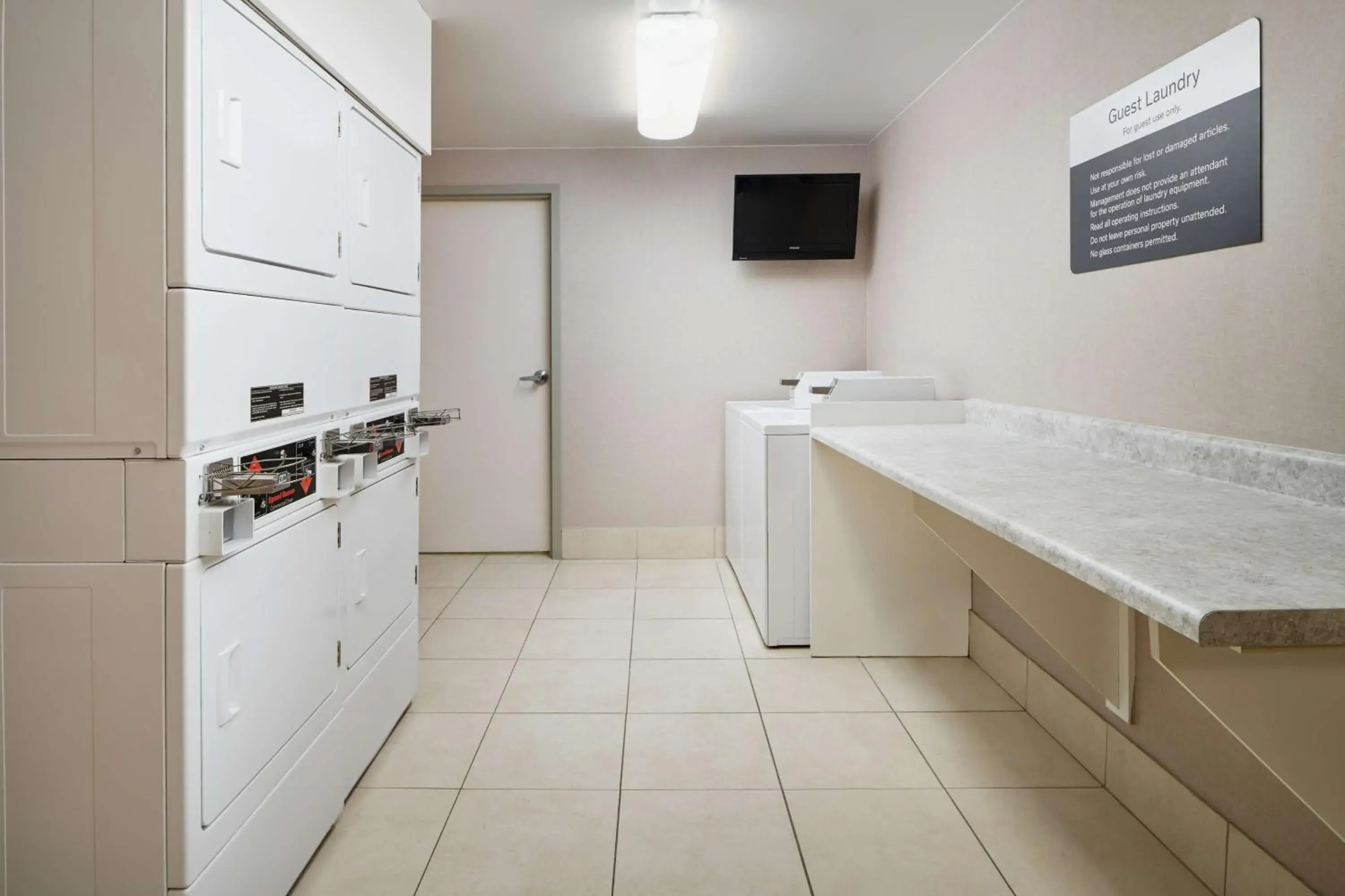 Property building in Hilton Garden Inn Schaumburg Property building in Hilton Garden Inn Schaumburg