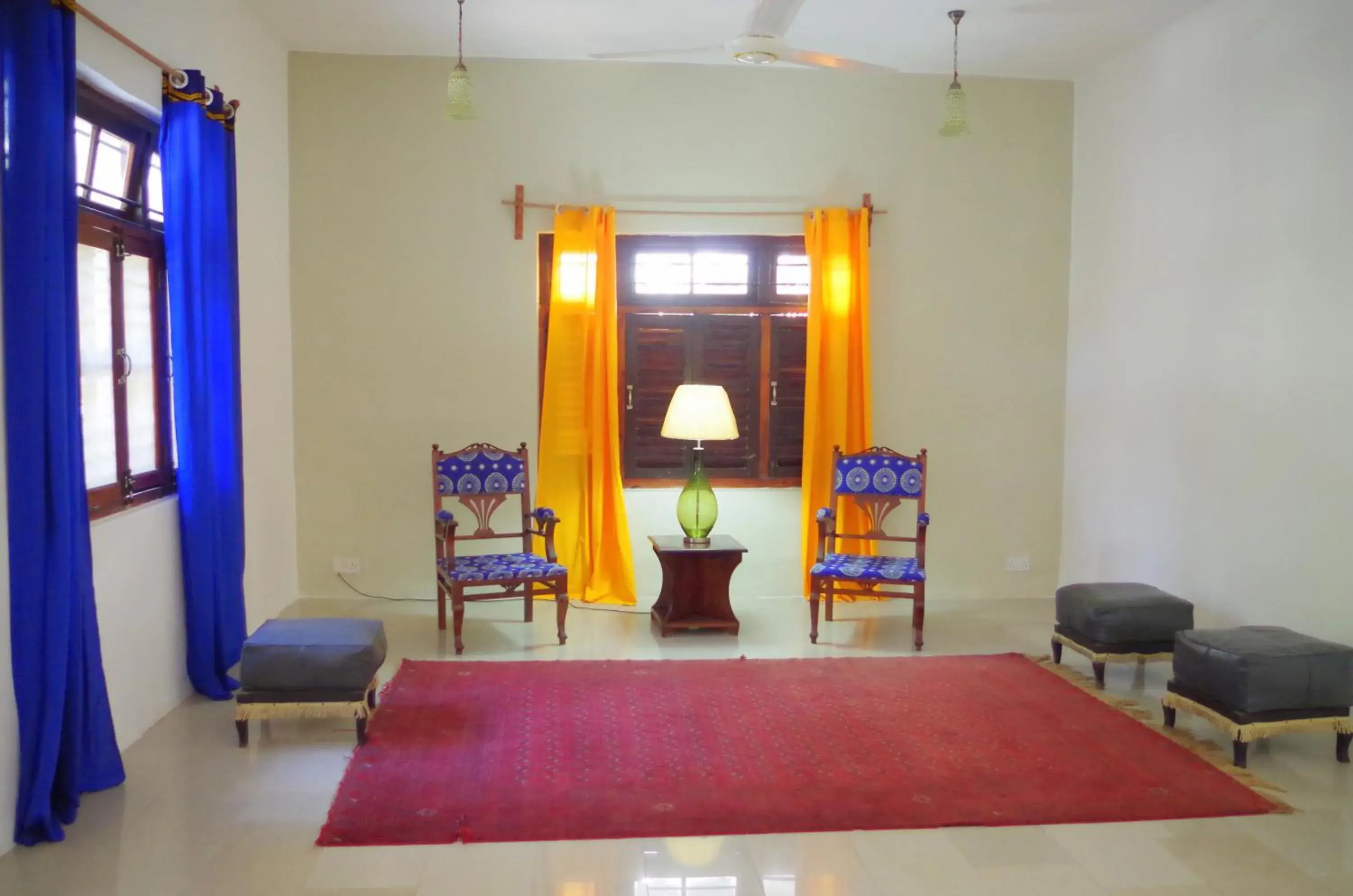 Twin Room in Retro Twin Room in Retro