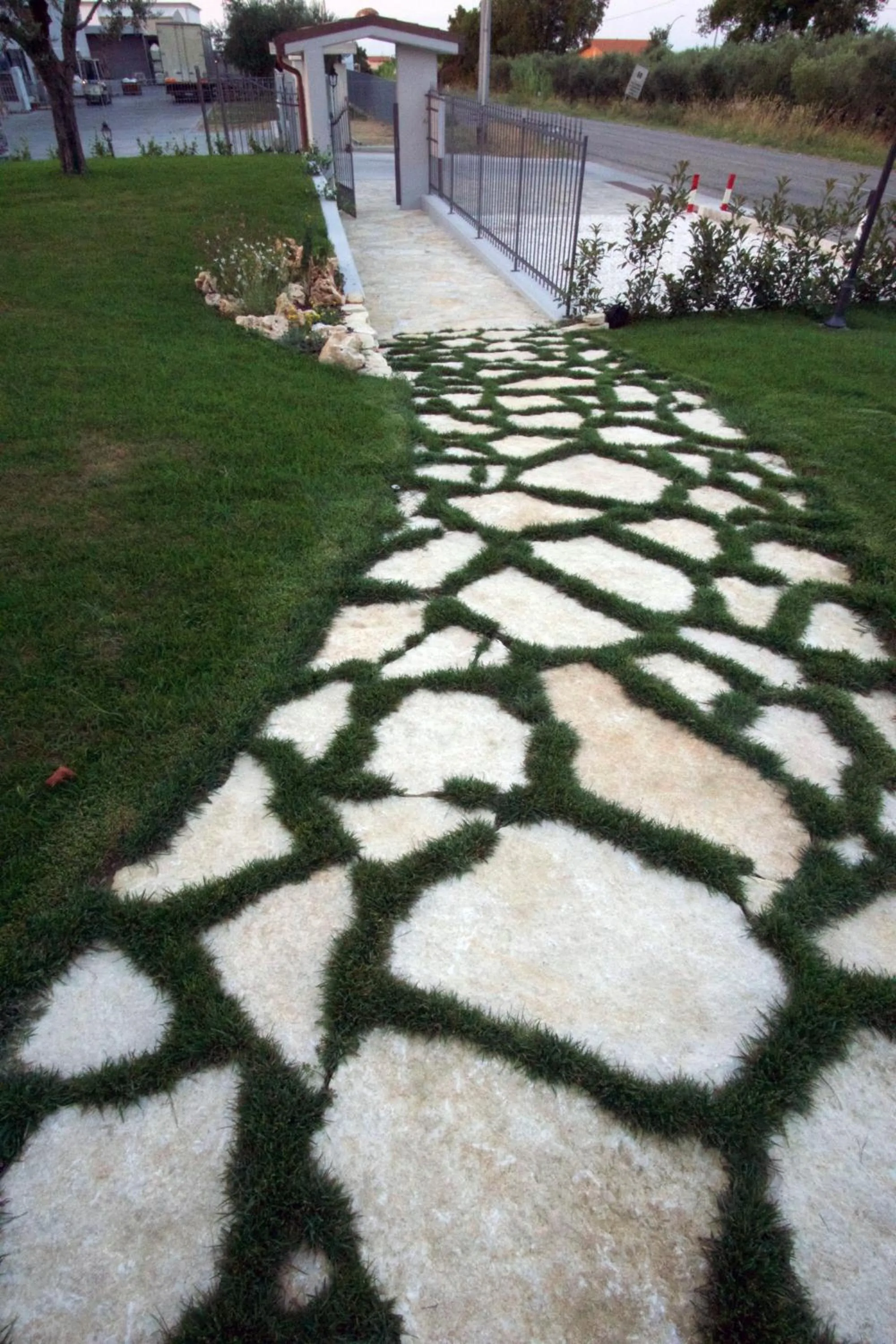 Property building in Villa Emilia