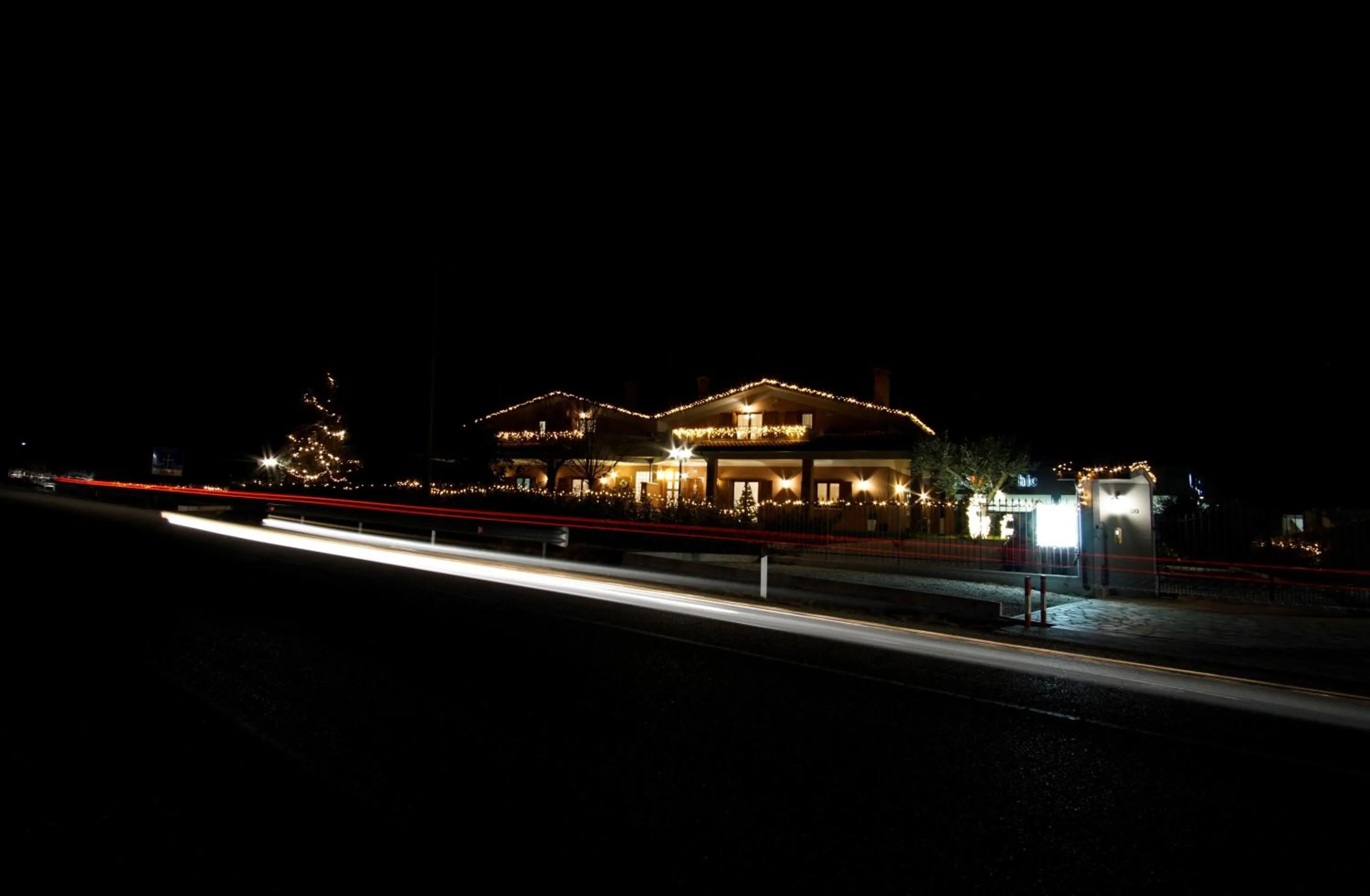 Property building in Villa Emilia