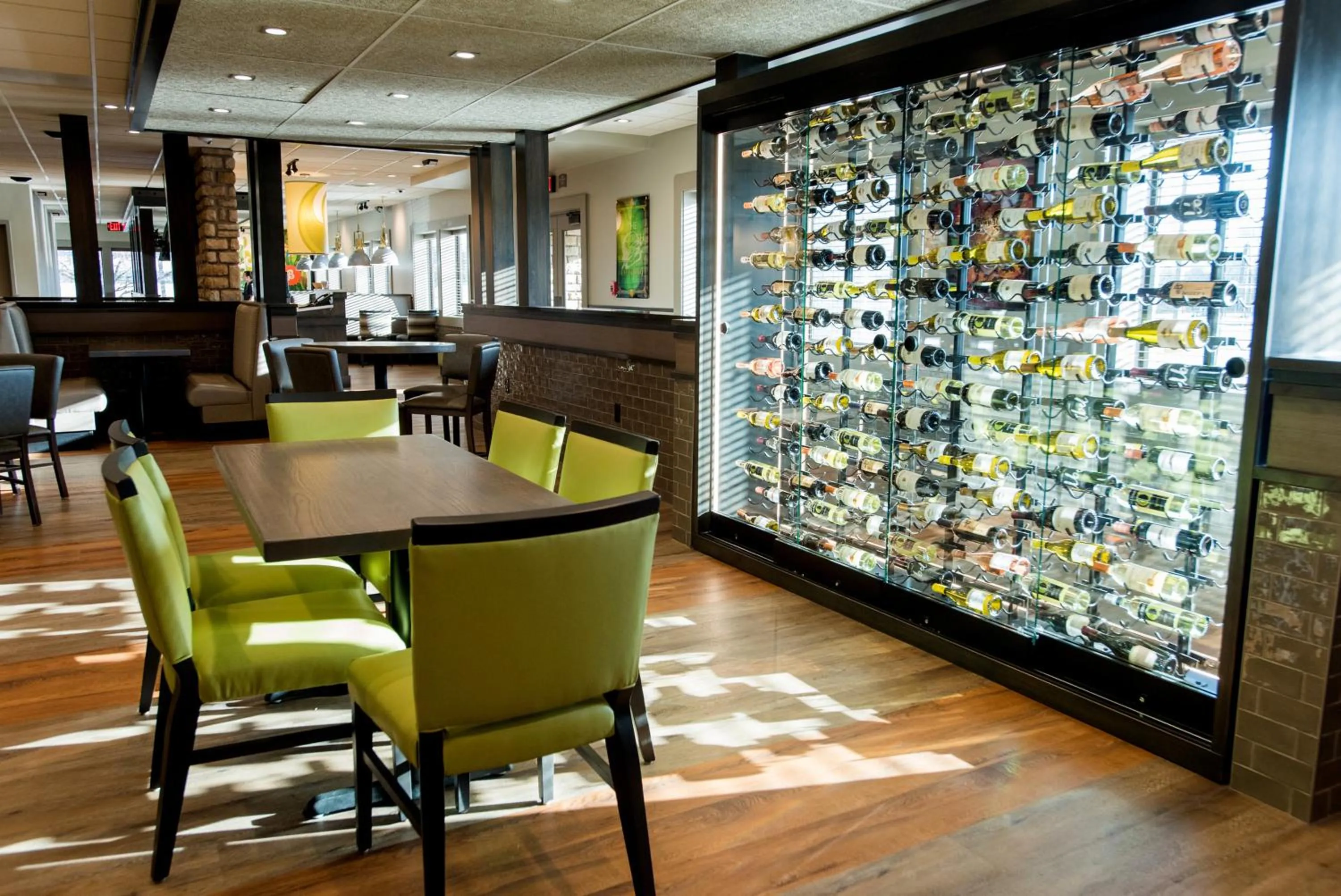 Restaurant/places to eat in Holiday Inn Hotel & Suites Des Moines-Northwest by IHG