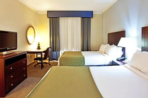 Bed in Holiday Inn Express Hotel & Suites New Iberia - Avery Island by IHG