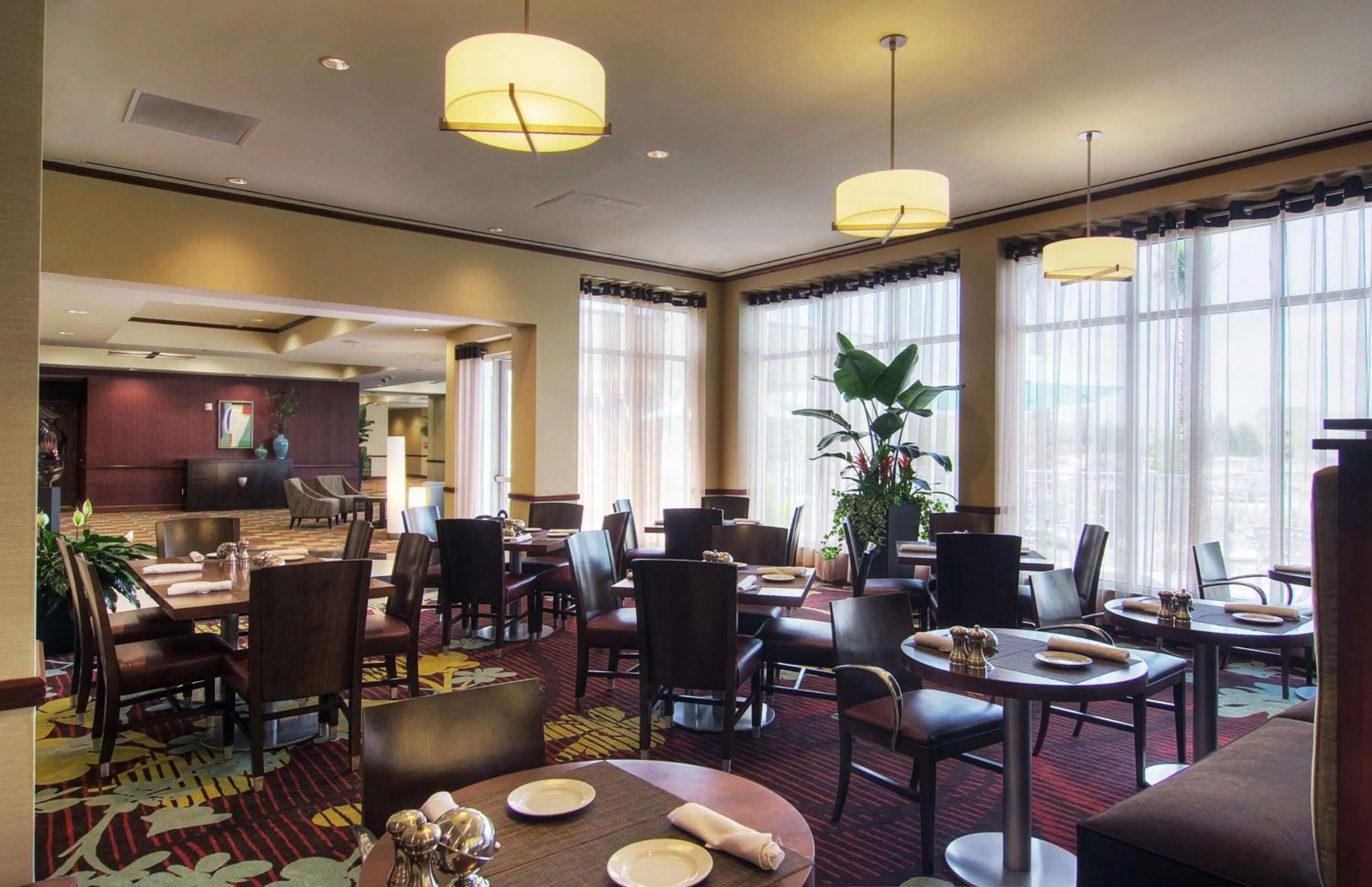 Restaurant/places to eat in Hilton Garden Inn Houston-Pearland