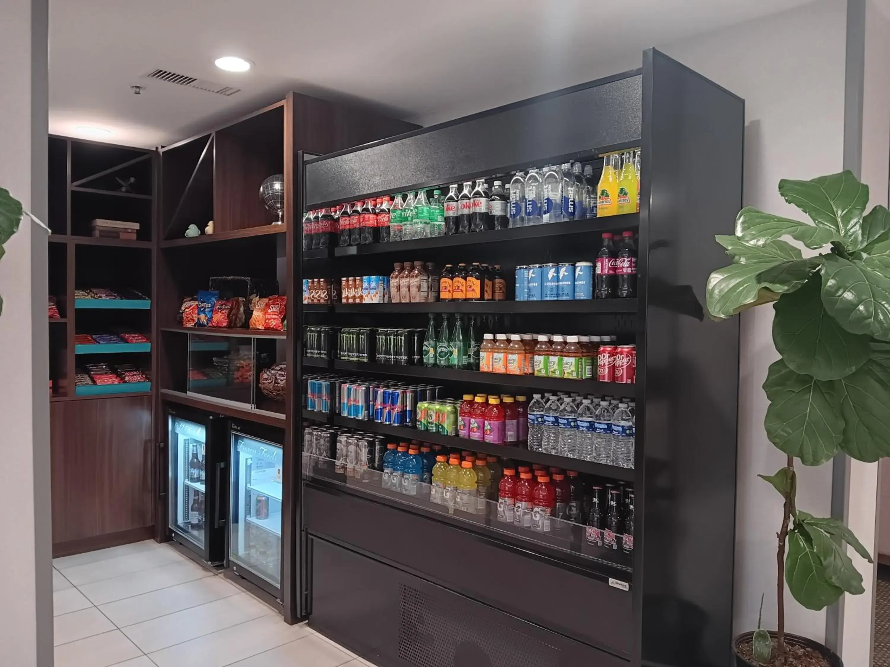 Restaurant/places to eat in Holiday Inn Hotel & Suites Ann Arbor University of Michigan Area by IHG Restaurant/places to eat in Holiday Inn Hotel & Suites Ann Arbor University of Michigan Area by IHG