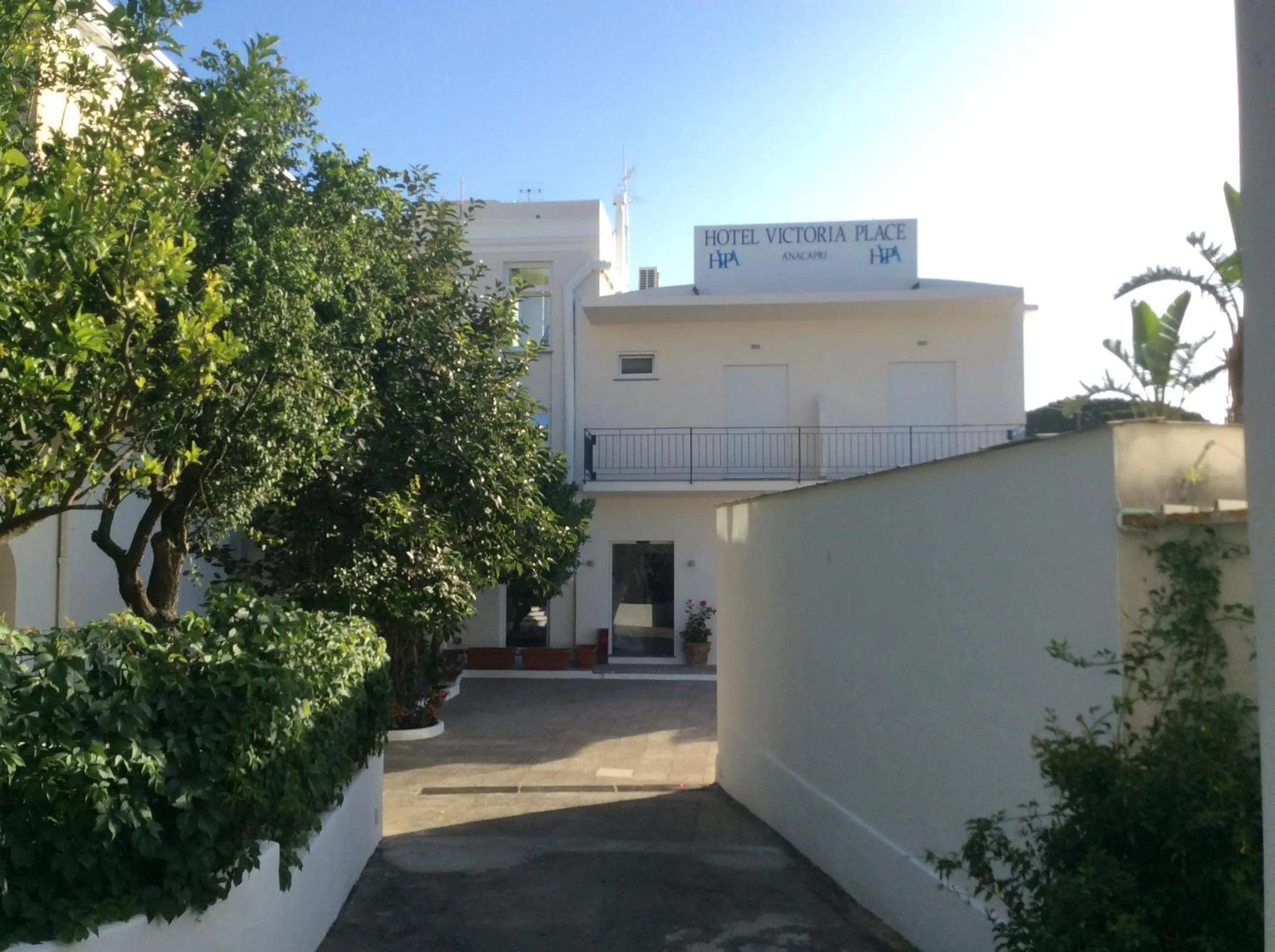 Property building in Hotel Victoria Place