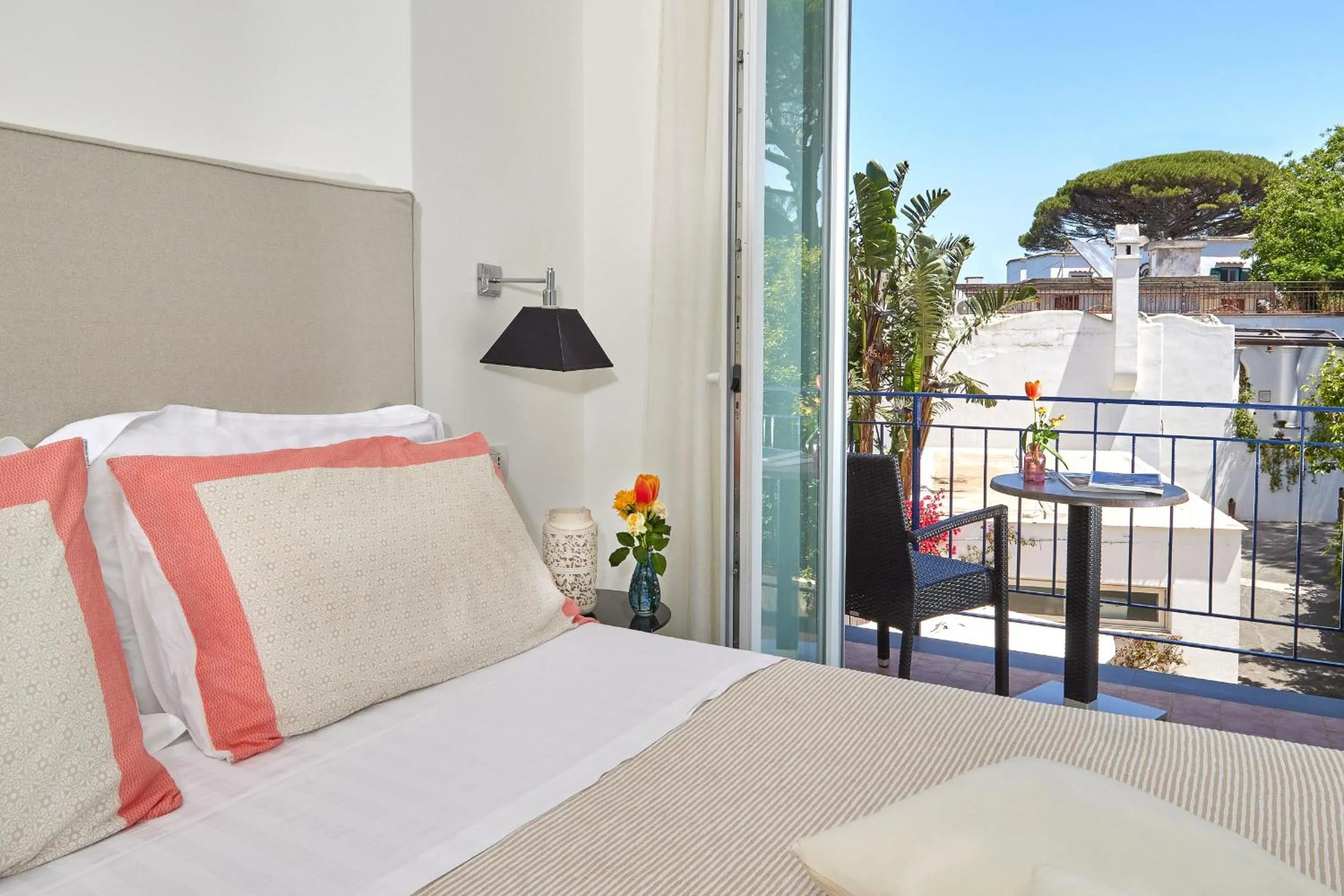 Bed in Hotel Victoria Place