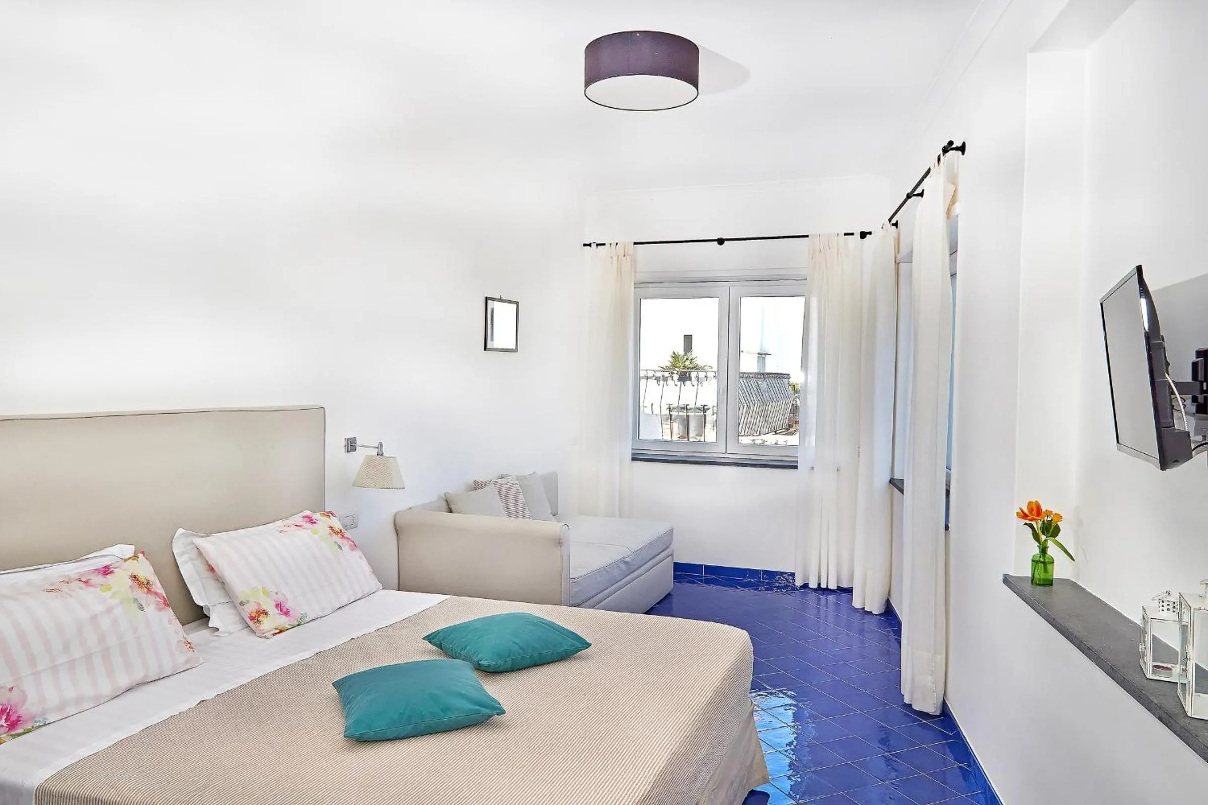 Bed in Hotel Victoria Place