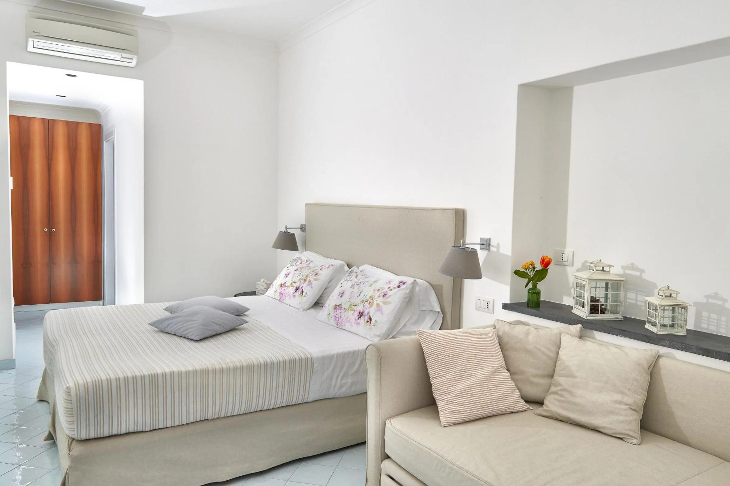 Bed in Hotel Victoria Place