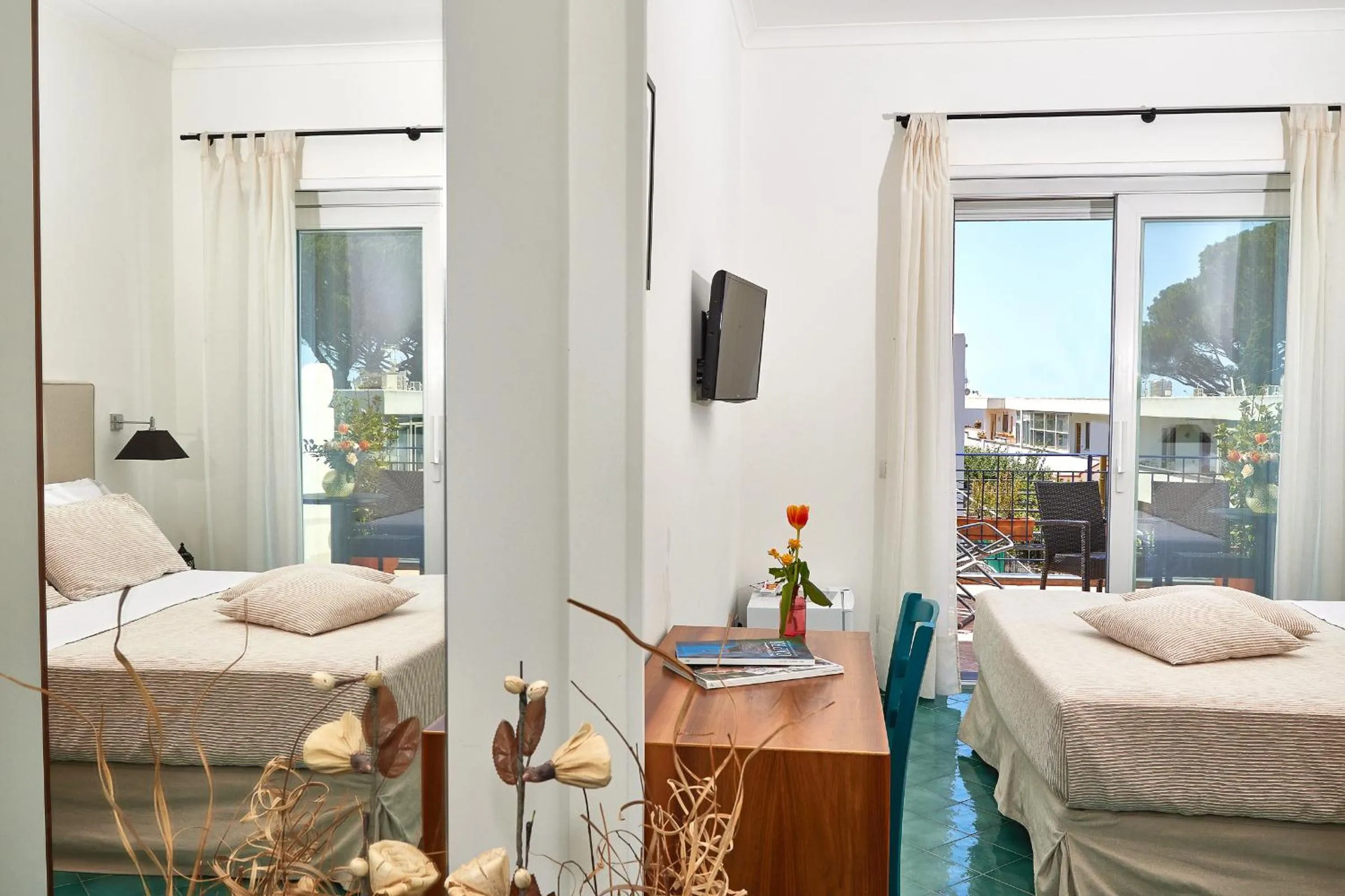 Bed in Hotel Victoria Place