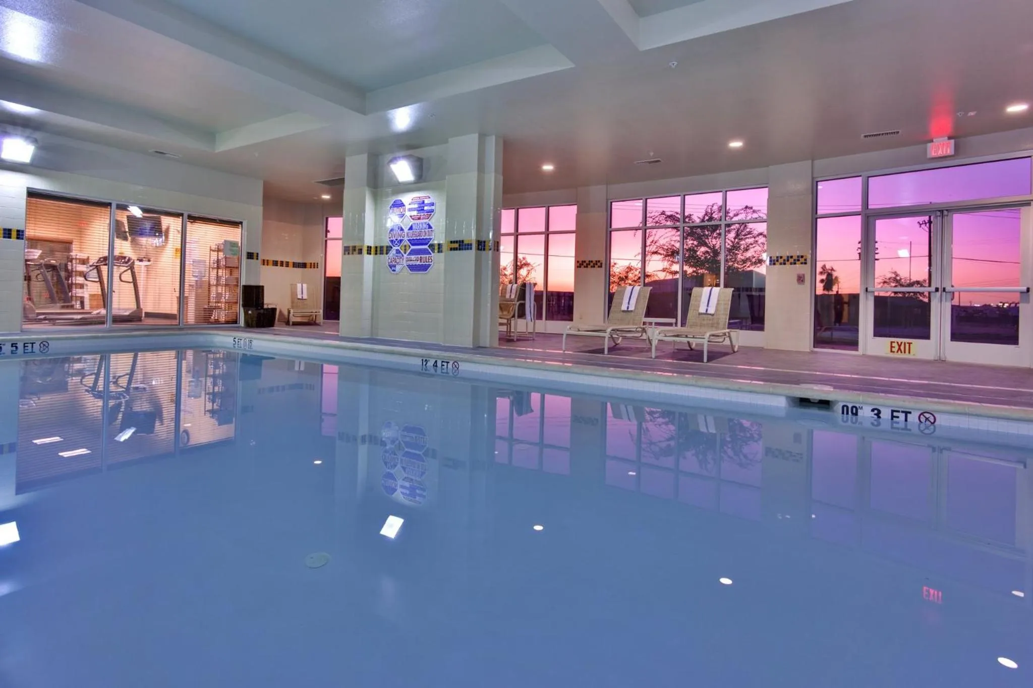 Swimming pool in Holiday Inn & Suites Bakersfield by IHG