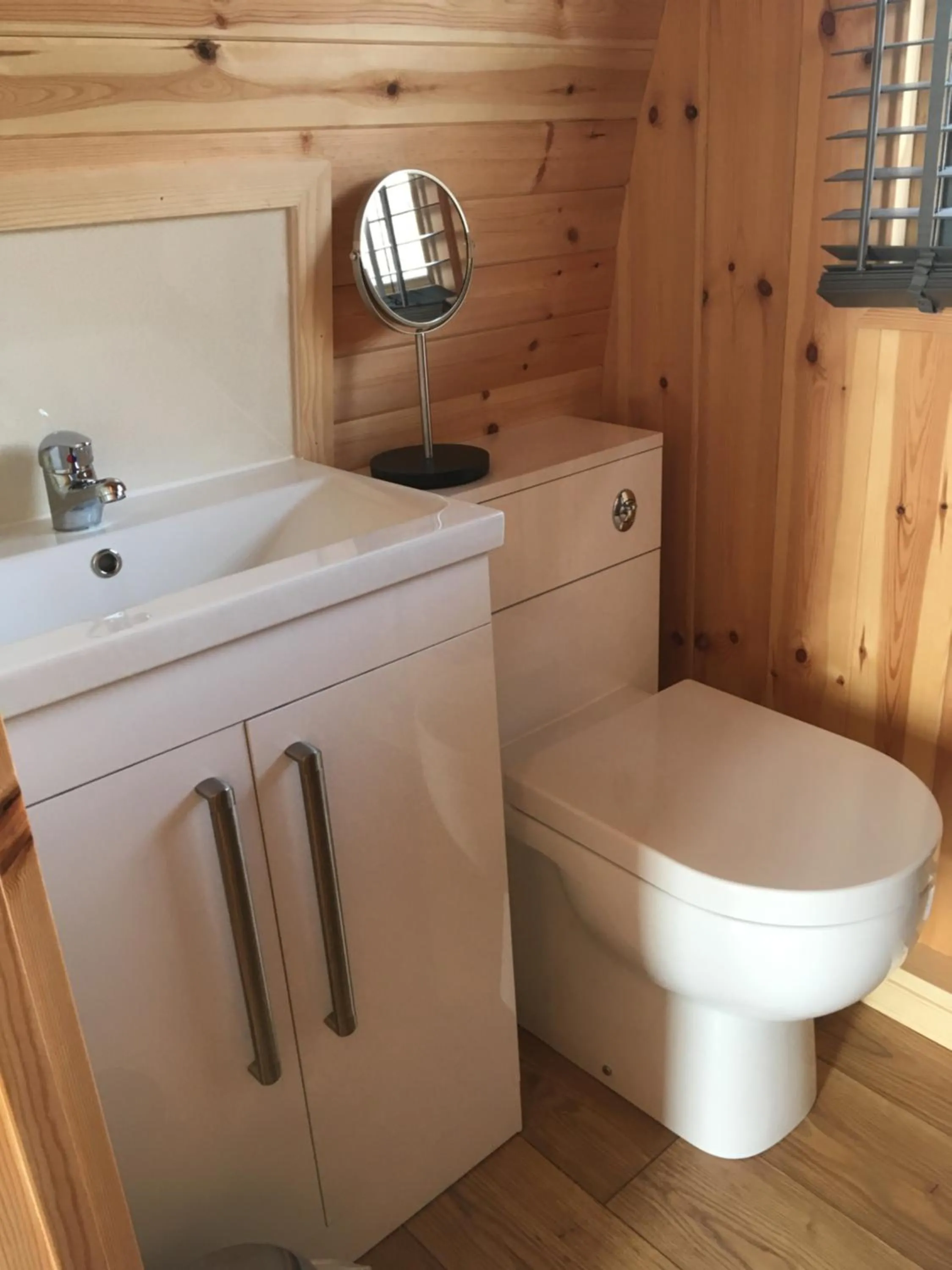 Bathroom in Acheninver Hostel