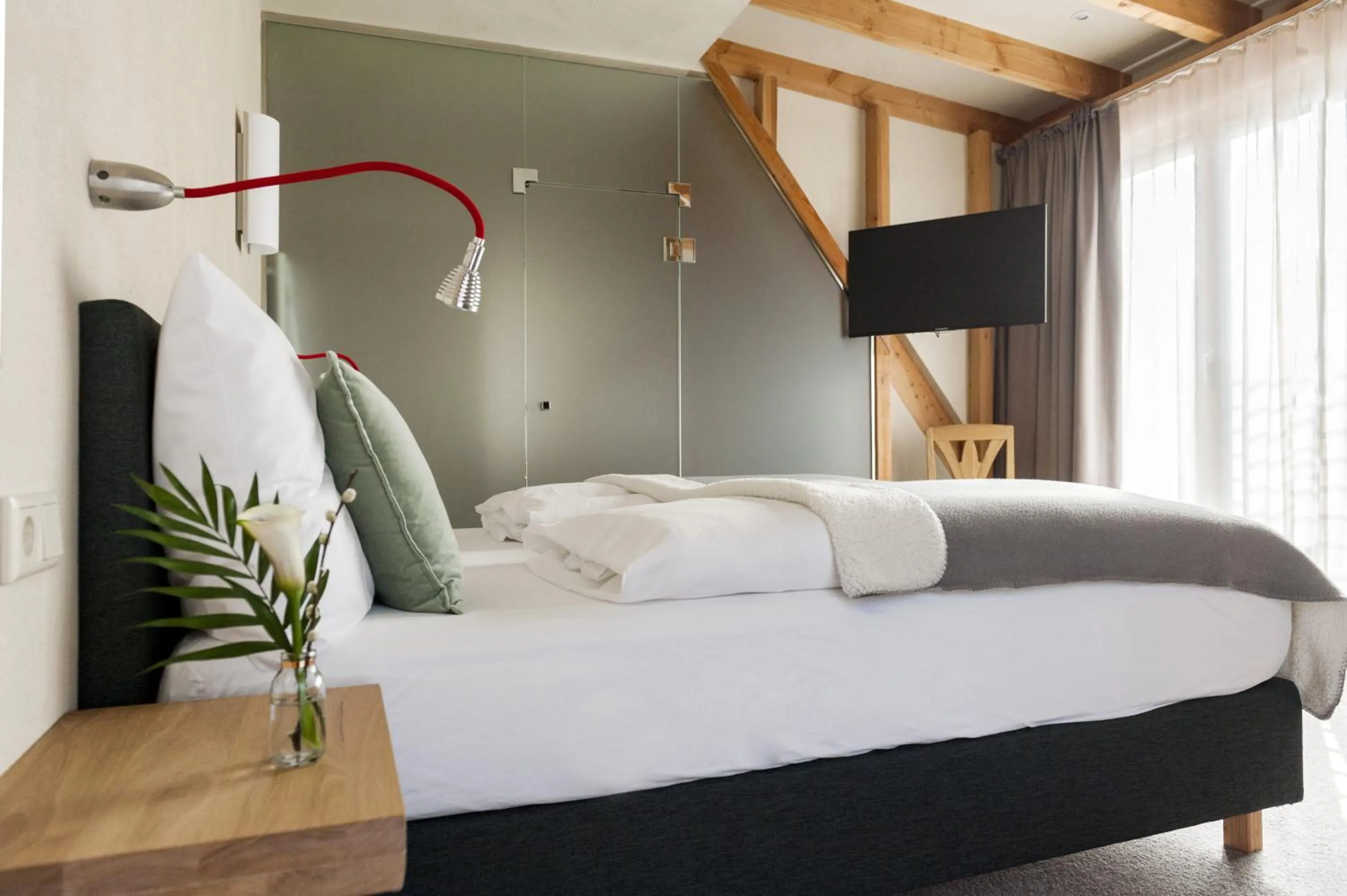 Photo of the whole room, Bed in Landhotel Lammershof