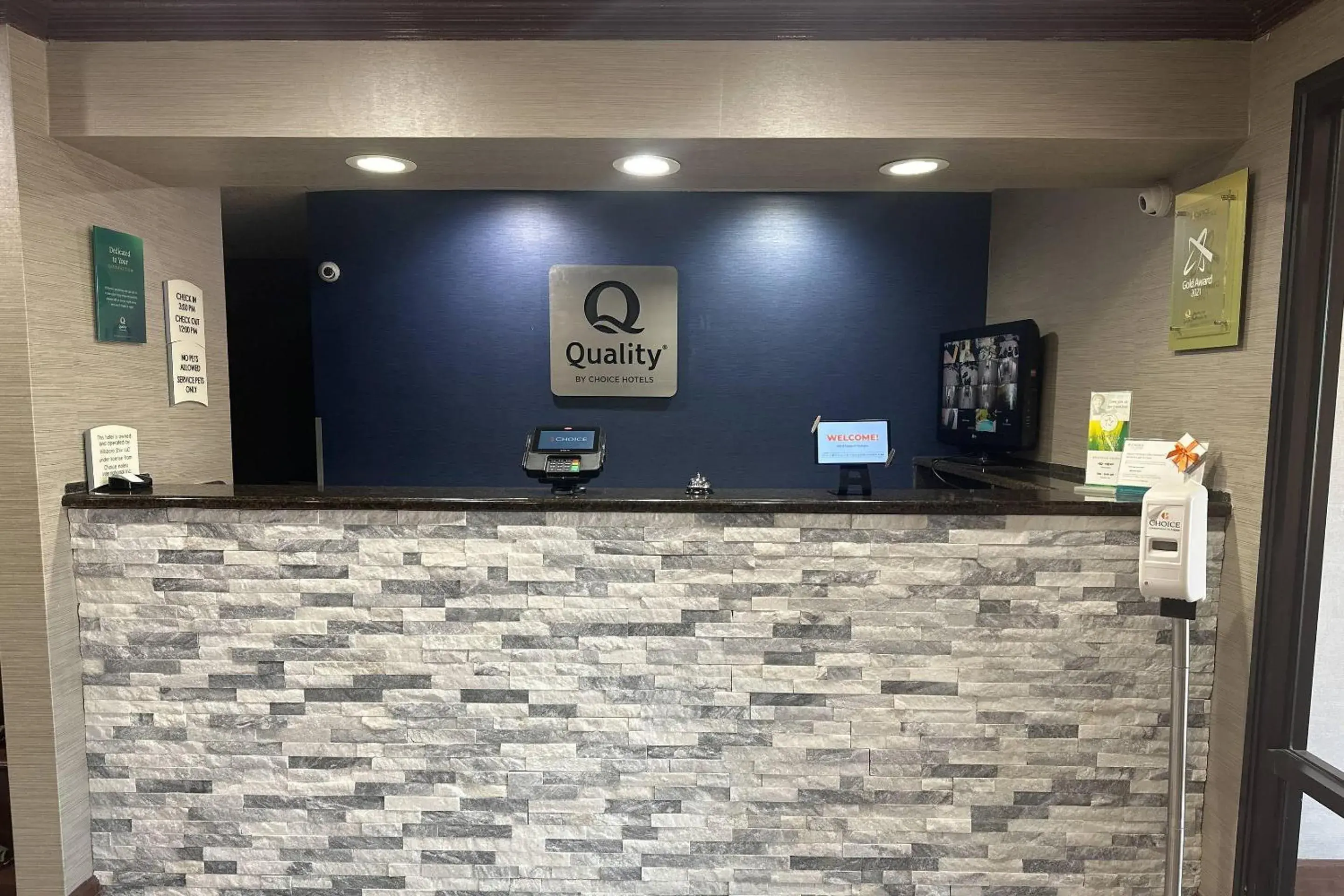 Lobby or reception in Quality Inn Lobby or reception in Quality Inn