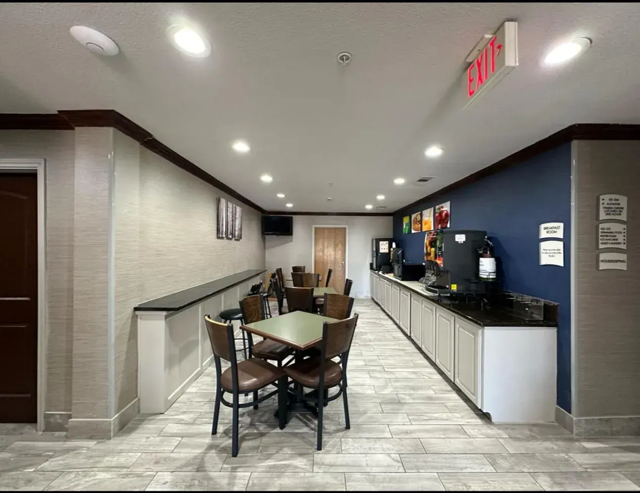 Breakfast in Quality Inn Breakfast in Quality Inn