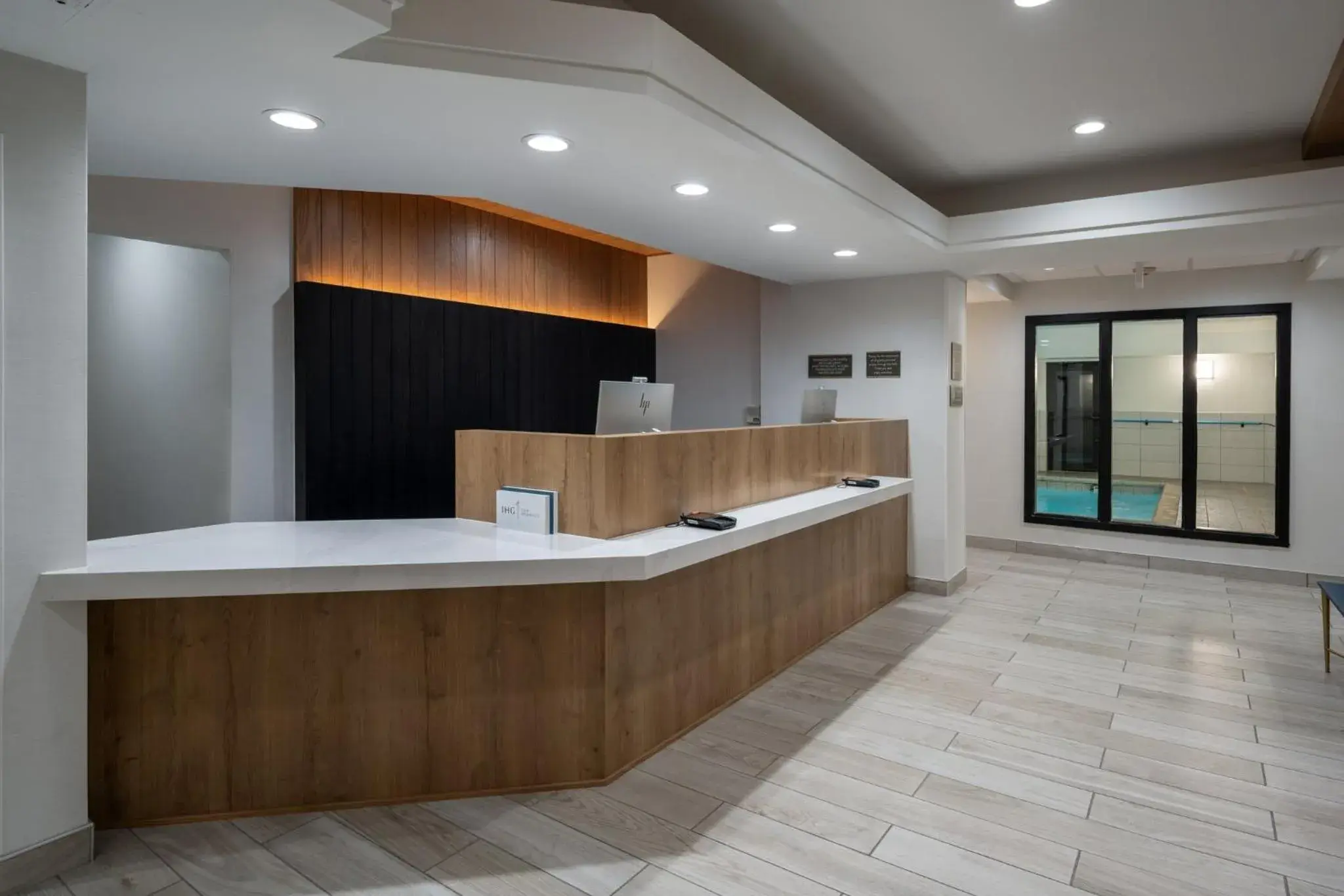 Property building in Staybridge Suites West Des Moines by IHG Property building in Staybridge Suites West Des Moines by IHG