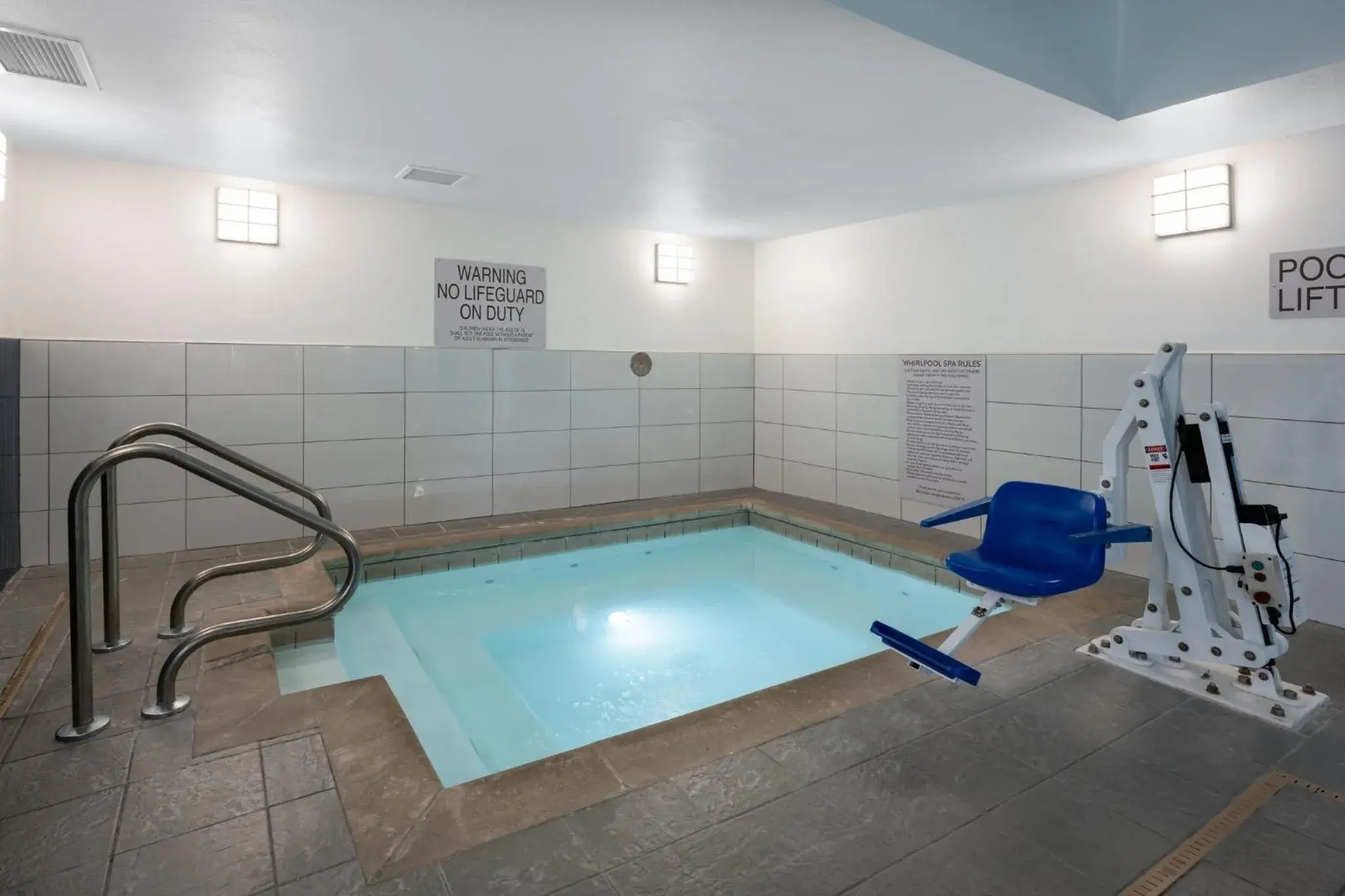 Swimming pool in Staybridge Suites West Des Moines by IHG Swimming pool in Staybridge Suites West Des Moines by IHG
