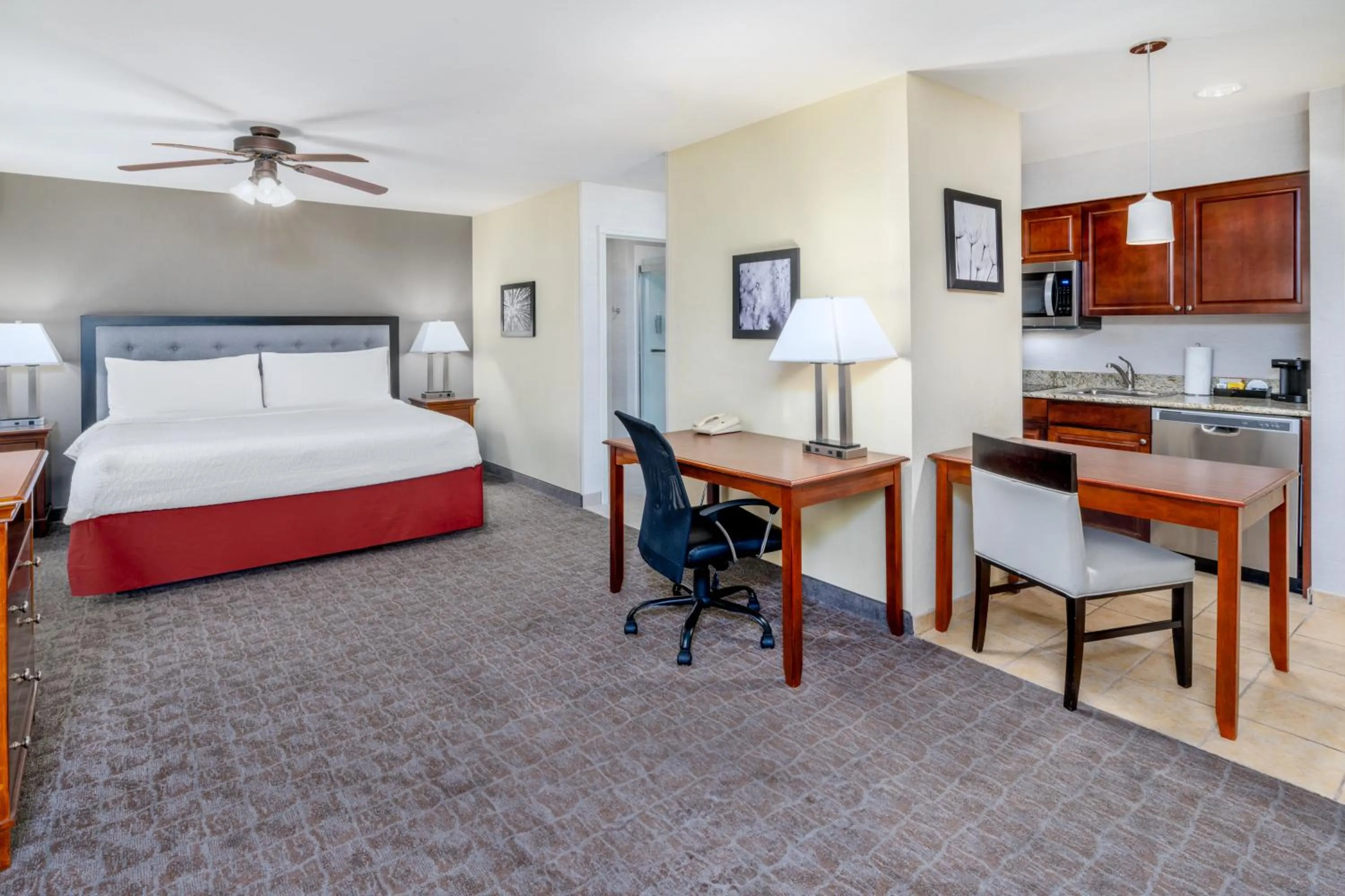 Bedroom, Bed in Homewood Suites by Hilton Denver - Littleton