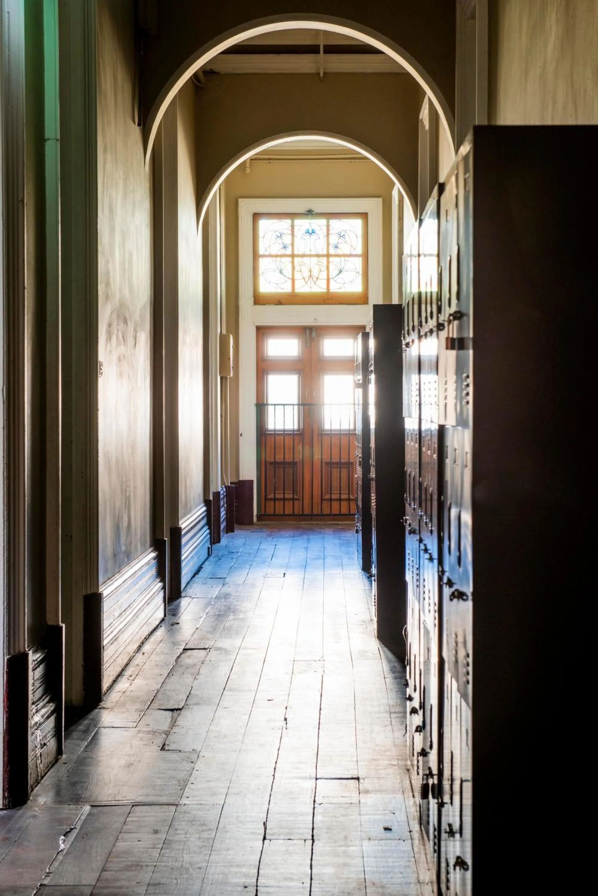 Decorative detail in Sundancer Backpackers Hostel