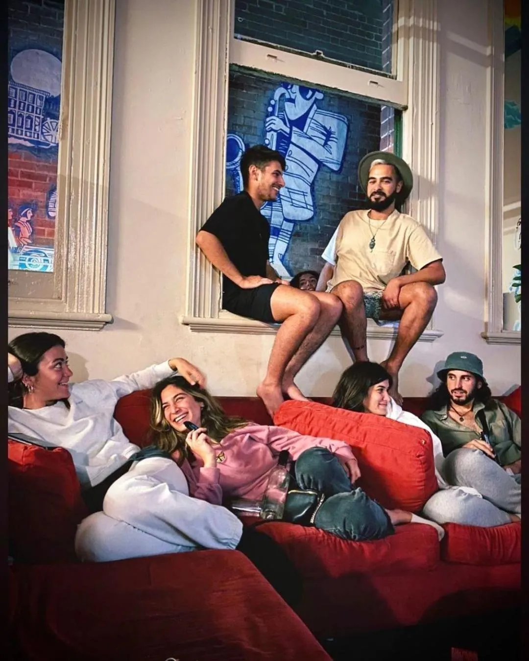 Living room in Sundancer Backpackers Hostel