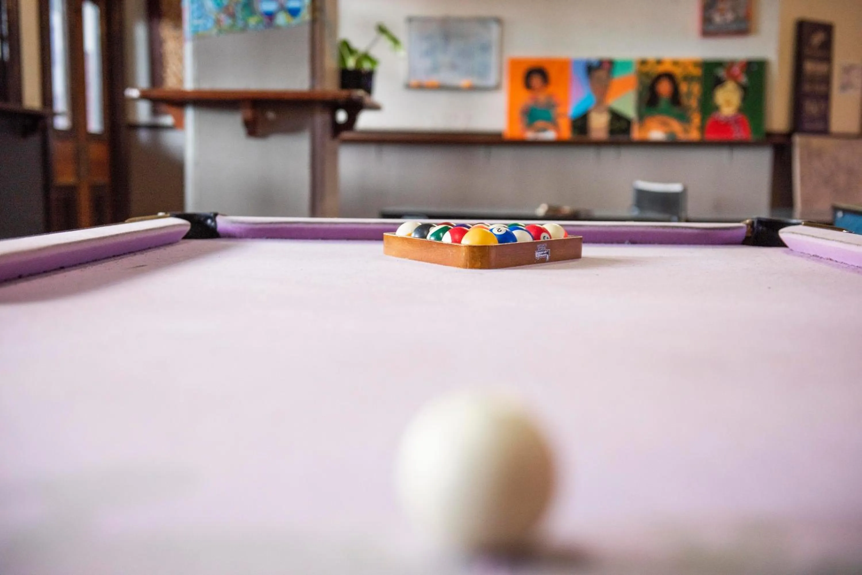 Billiard in Sundancer Backpackers Hostel