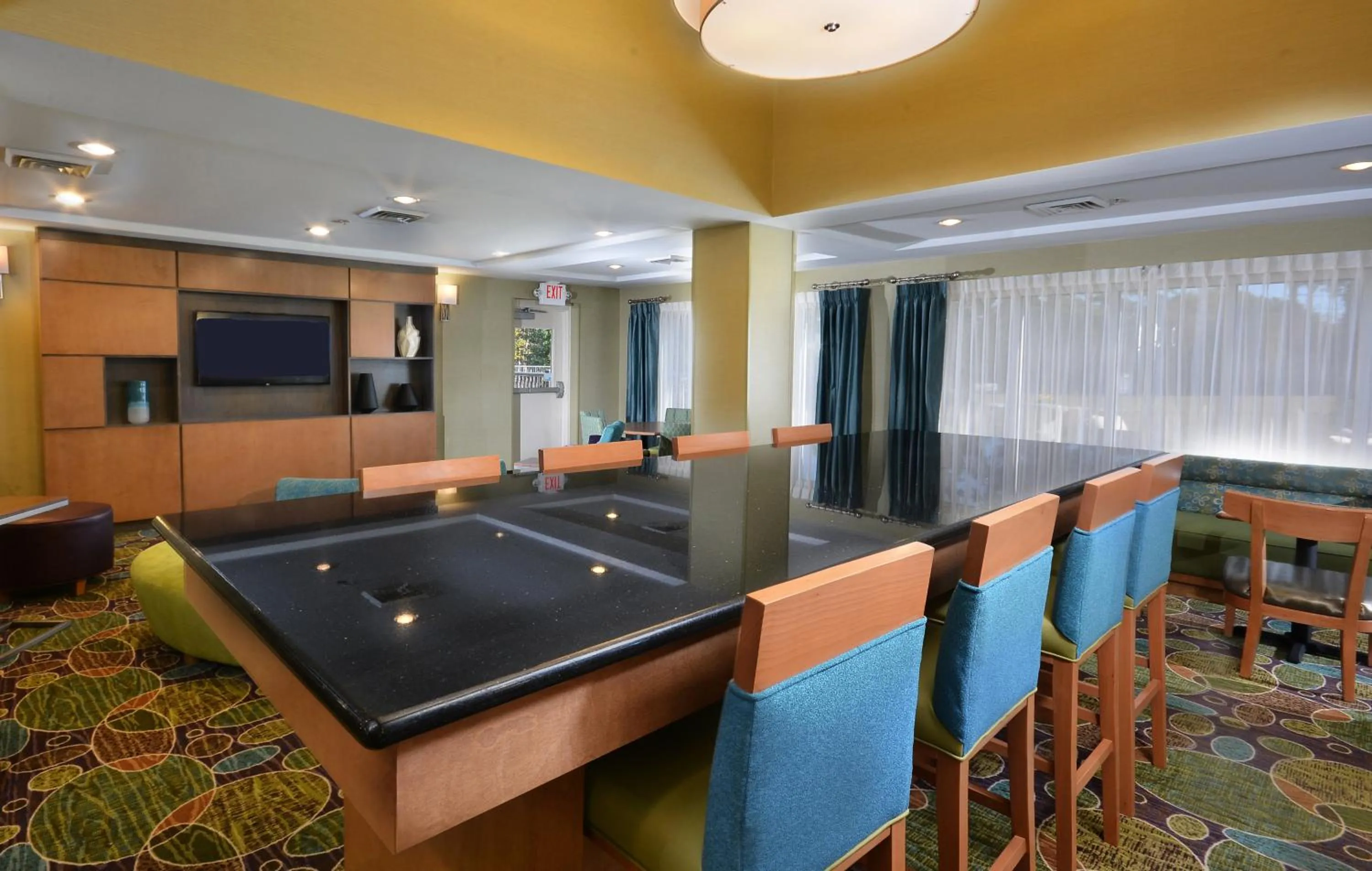 Property building in Holiday Inn Express Hotel & Suites High Point South by IHG