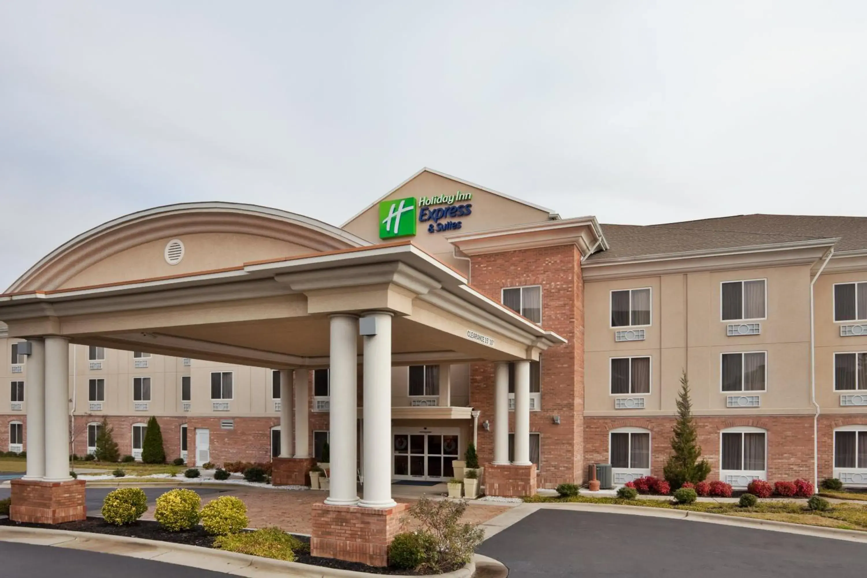 Holiday Inn Express Hotel & Suites High Point South by IHG Holiday Inn Express Hotel & Suites High Point South by IHG