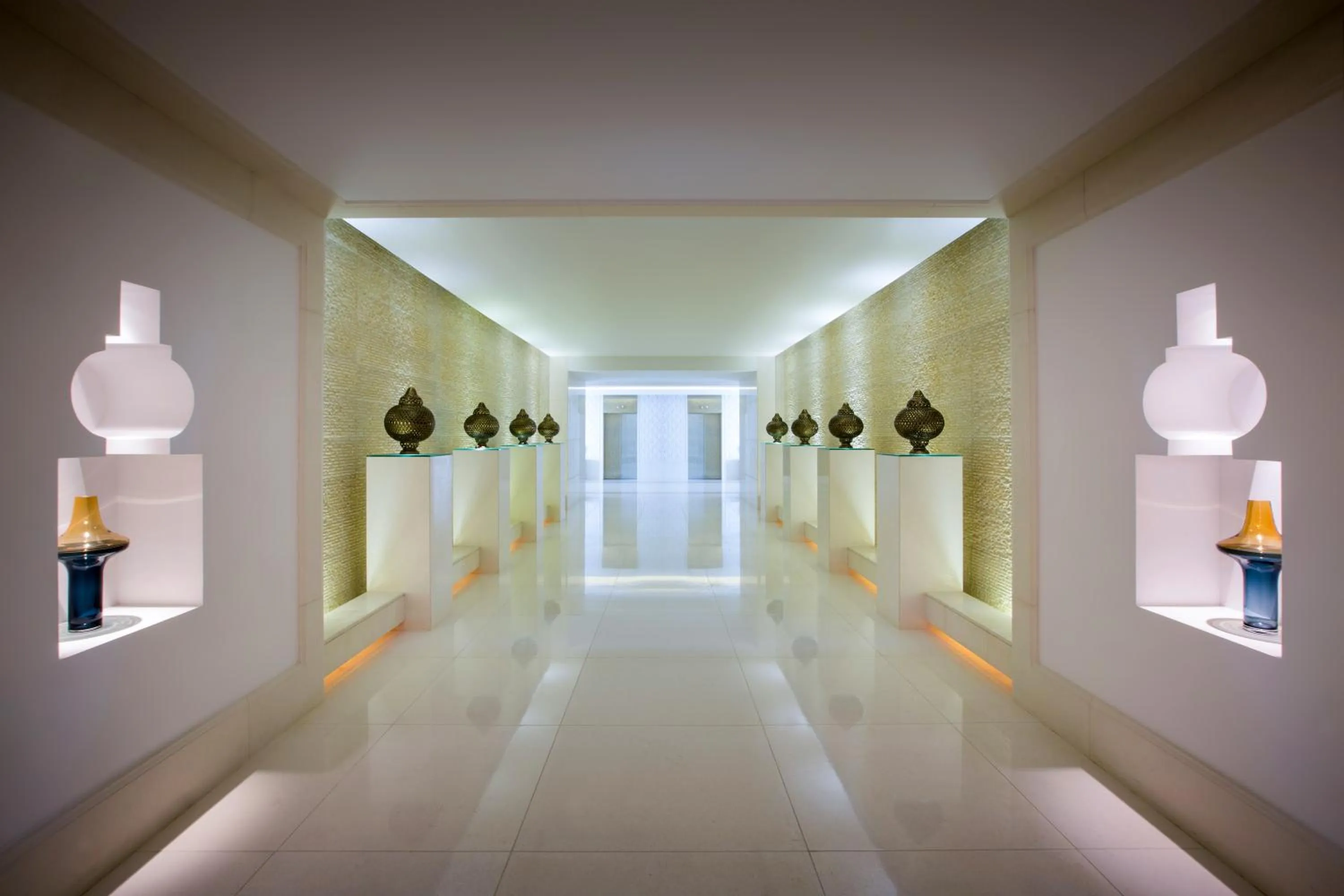 Business facilities in Bab Al Qasr Residence
