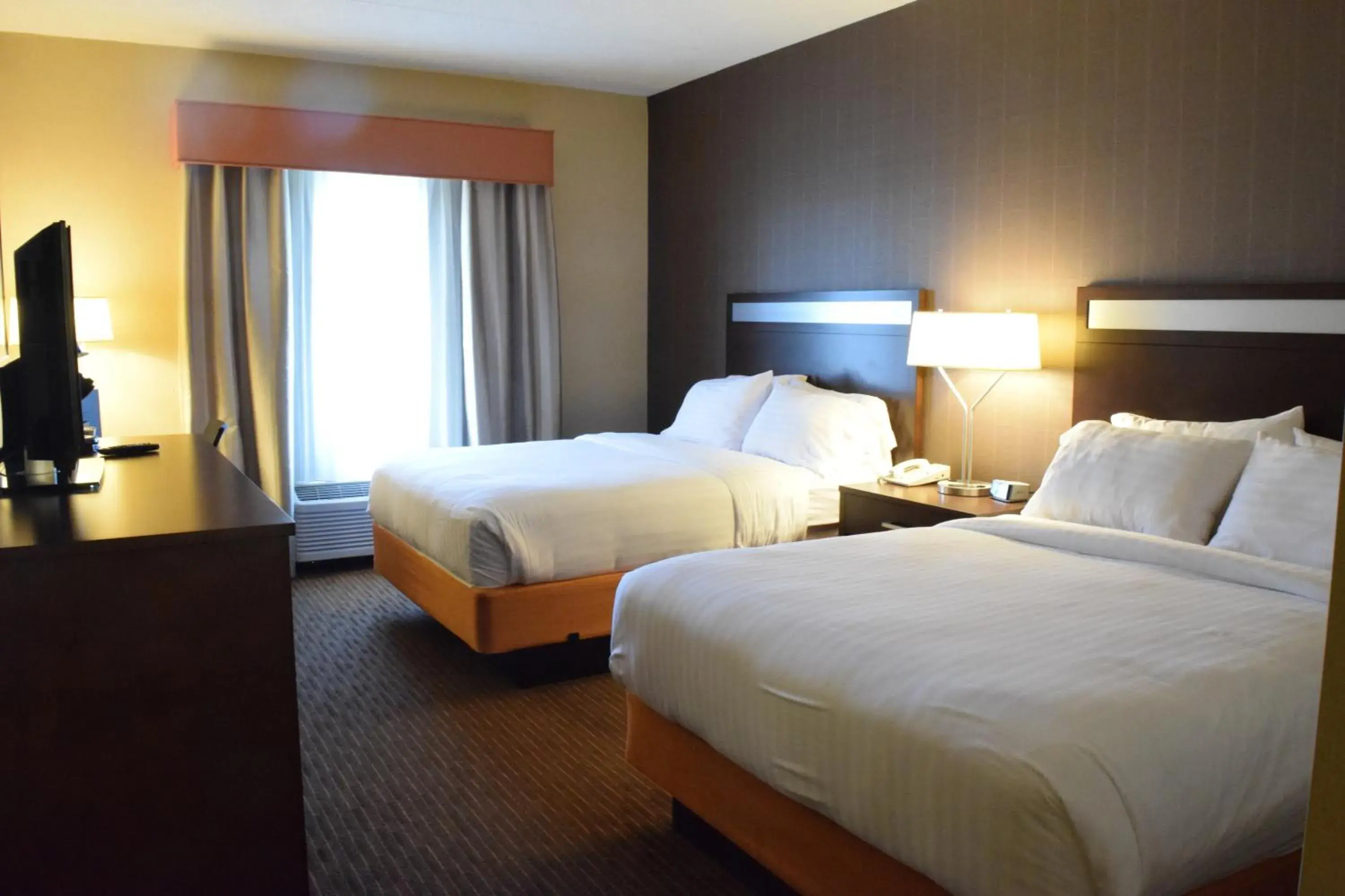 Holiday Inn Express Hotel & Suites Watertown - Thousand Islands by IHG Holiday Inn Express Hotel & Suites Watertown - Thousand Islands by IHG