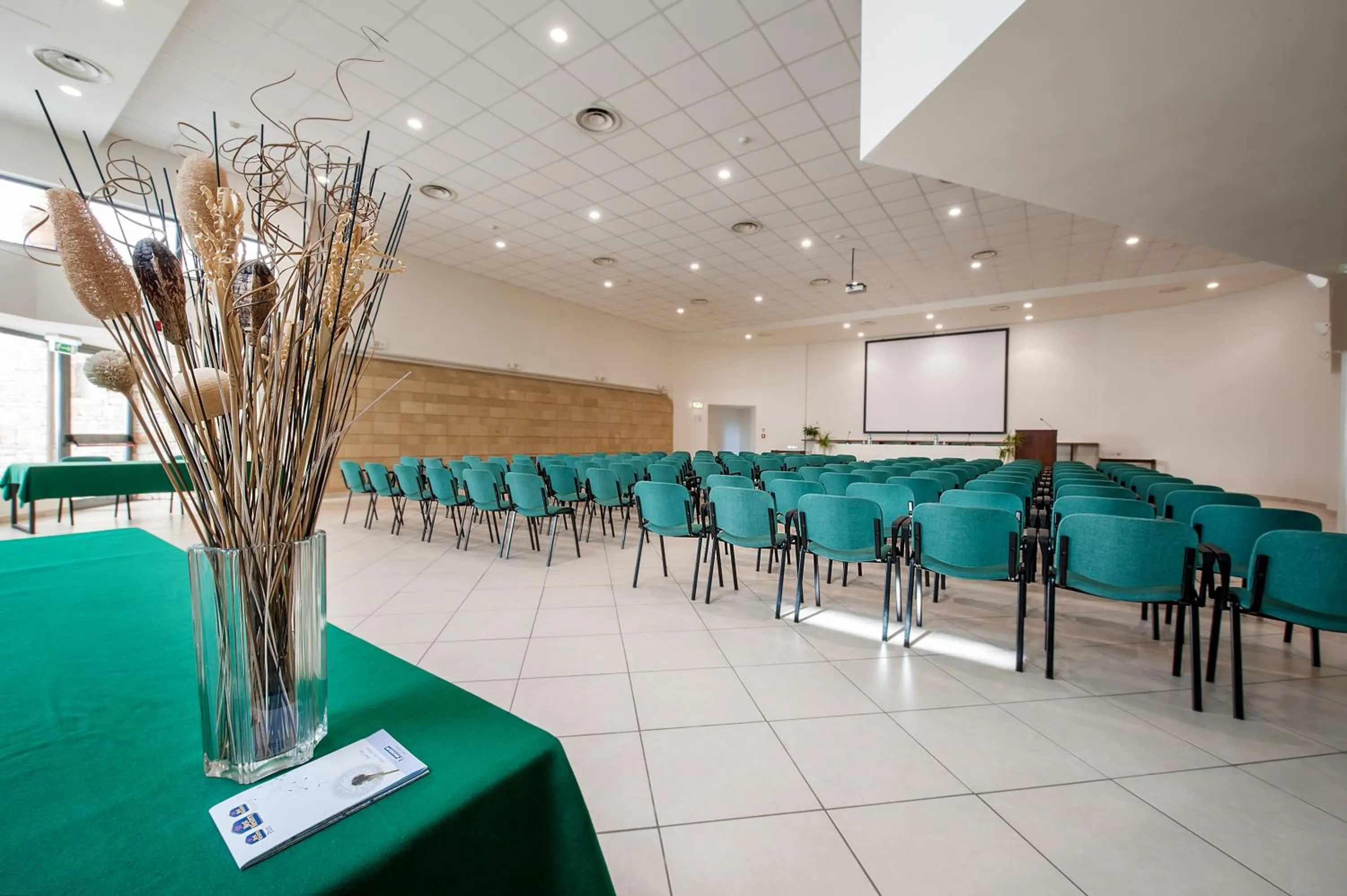 Business facilities in Hotel La Baia